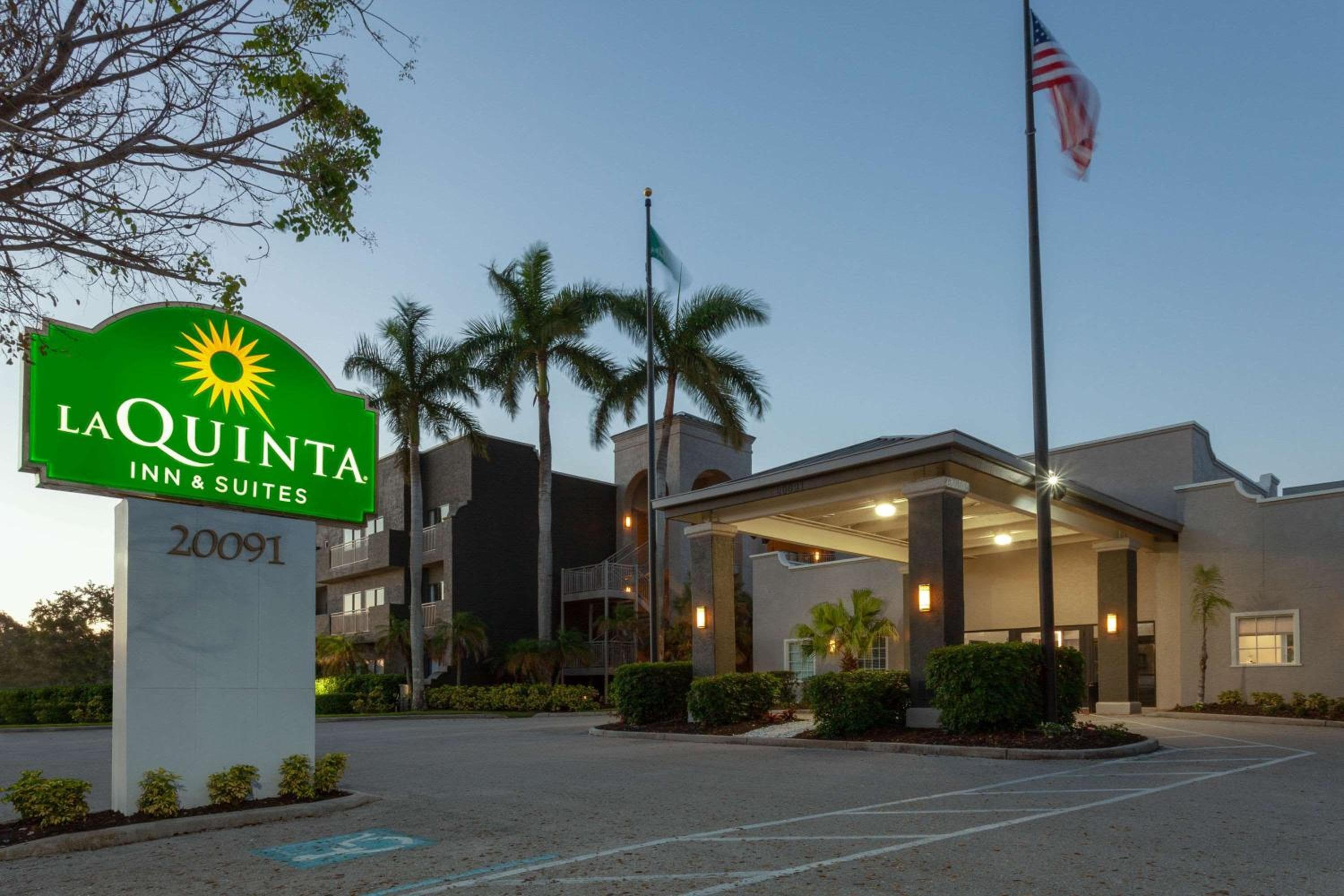 La Quinta by Wyndham Ft. Myers - Sanibel Gateway