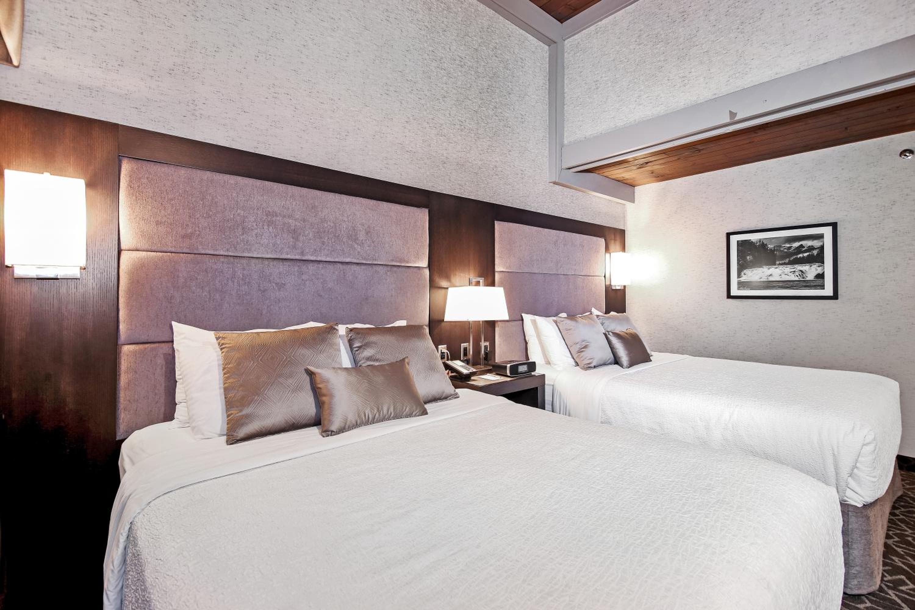 Best Western Plus Banff International Lodge