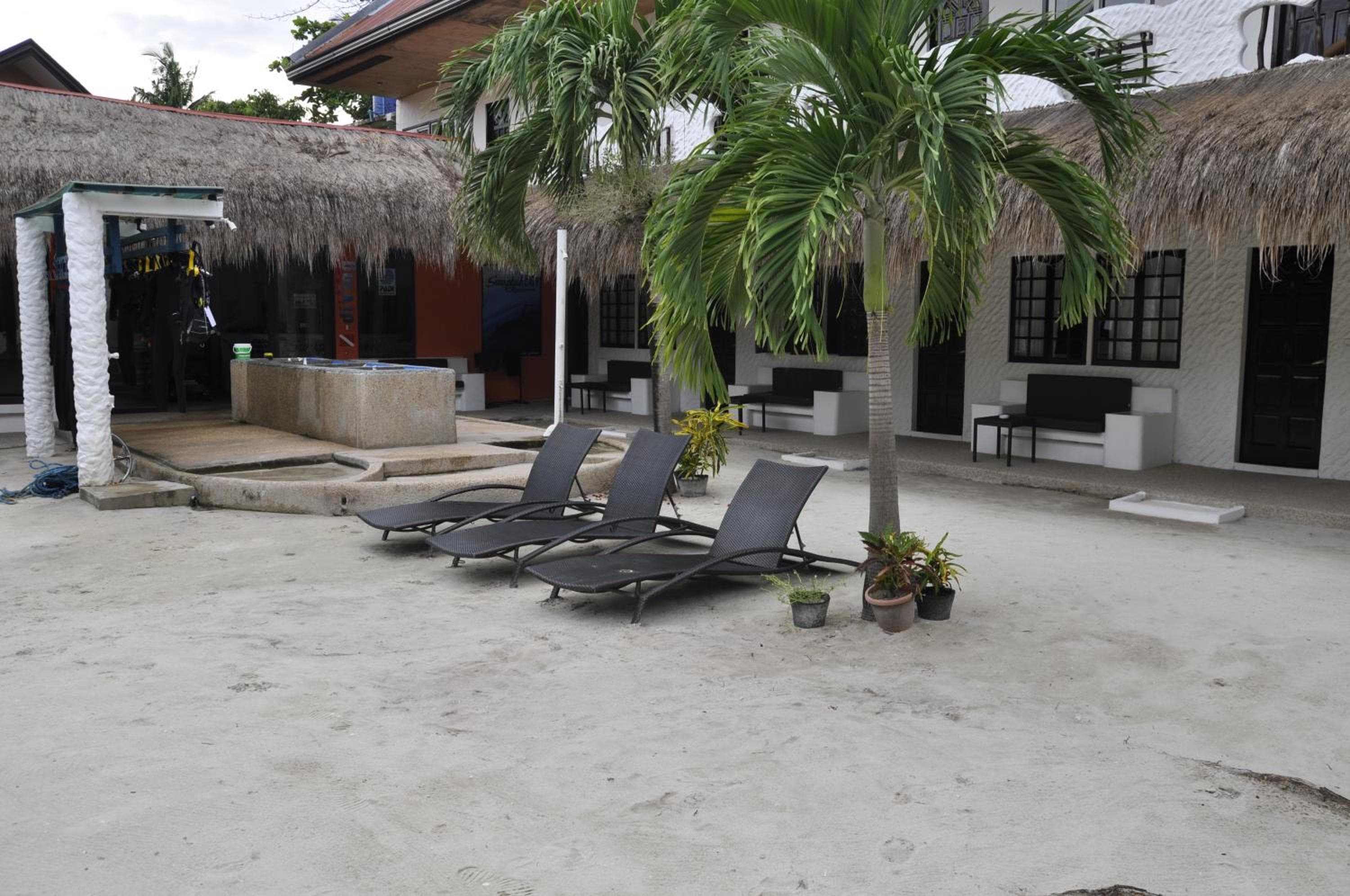Little Mermaid Dive Resort