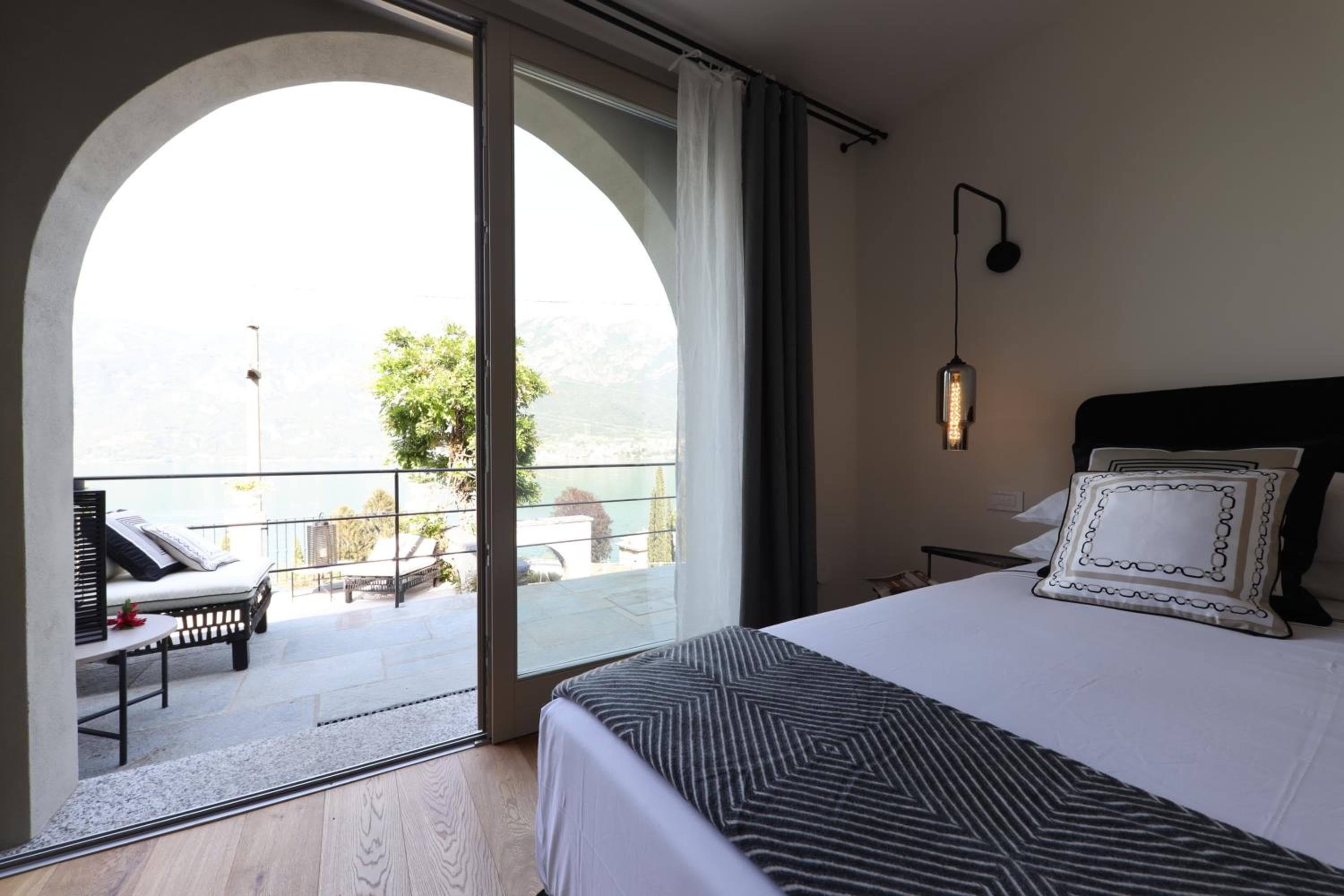 Villa Mojana, Limonta, Bellagio - The D'Angelo Family Collection