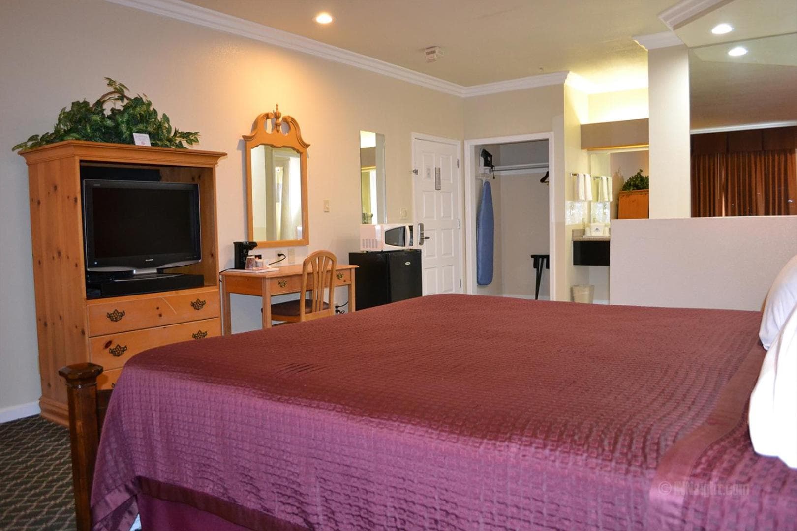 The Miramar Inn