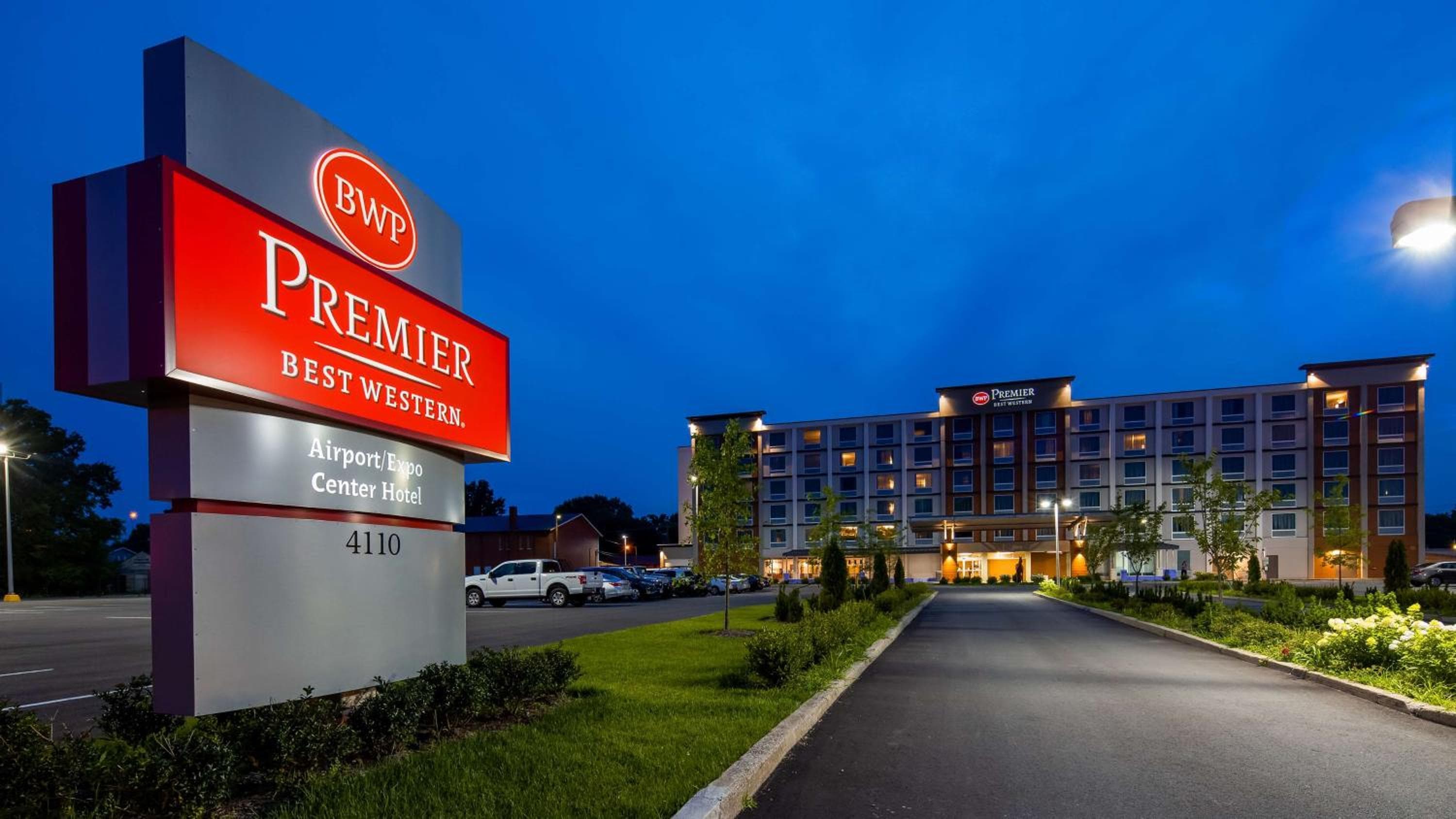 Cottonwood Airport & Expo Hotel Louisville