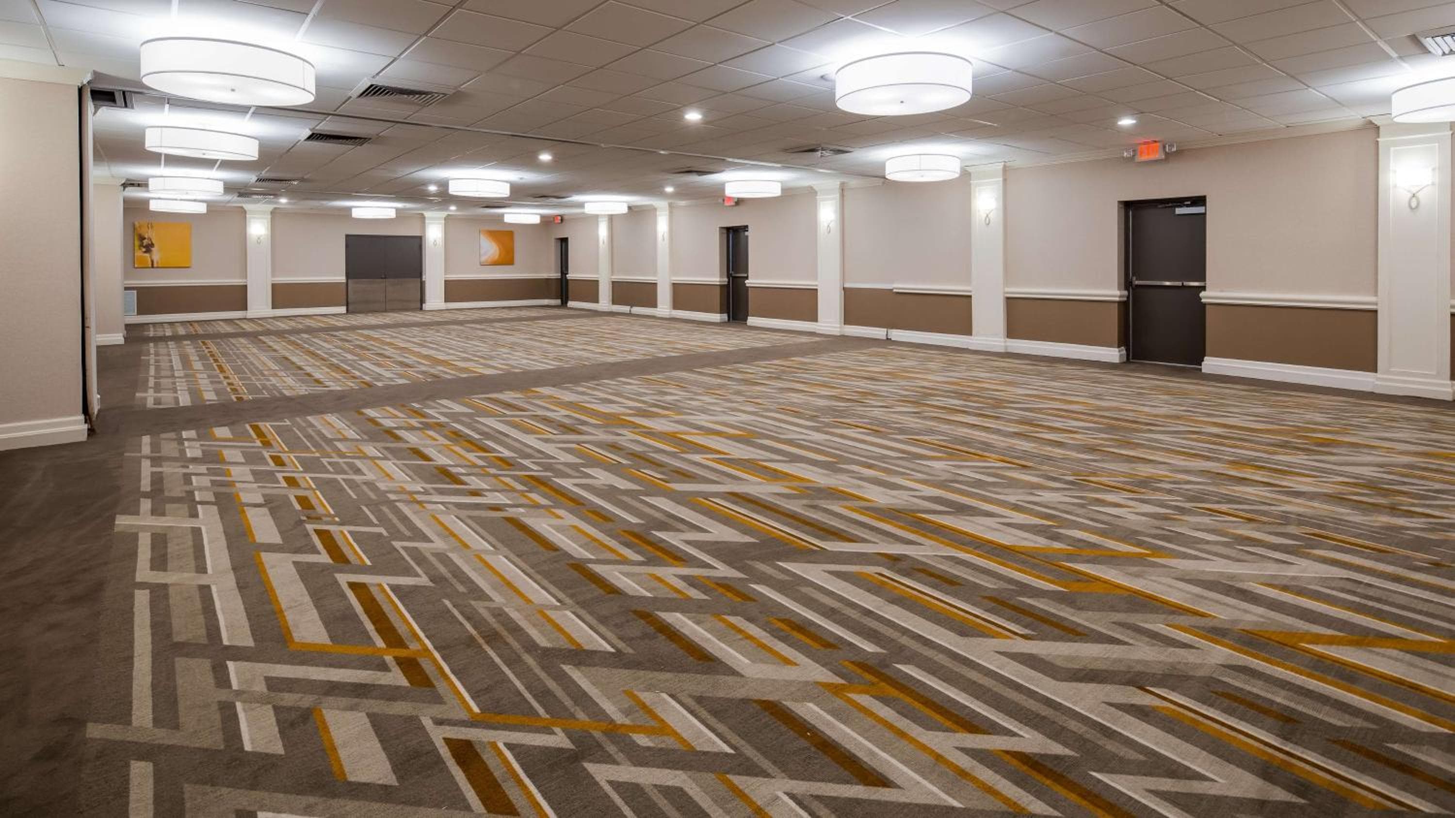 Cottonwood Airport & Expo Hotel Louisville