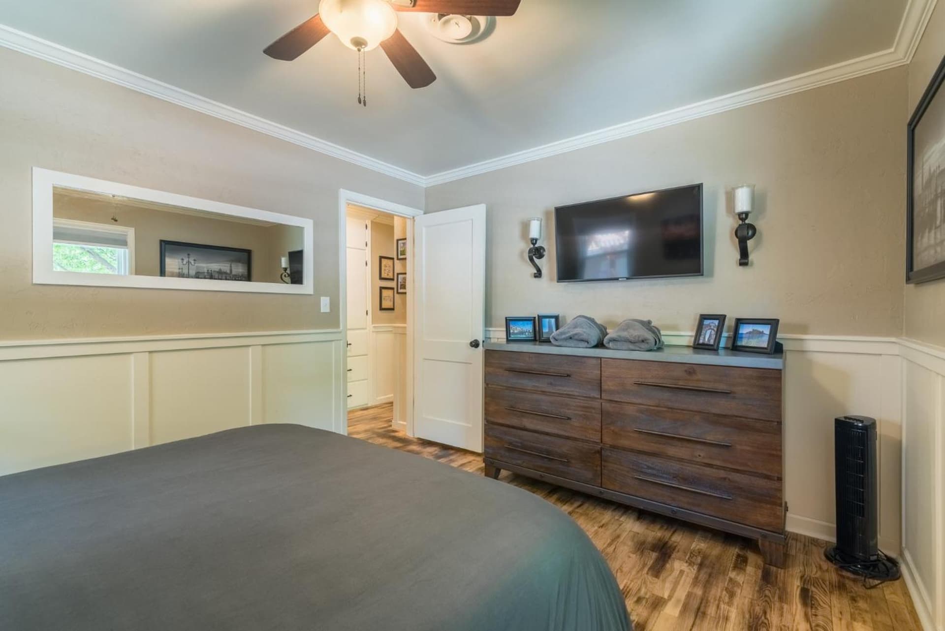 Italian Style in Old Town with Private Hot Tub