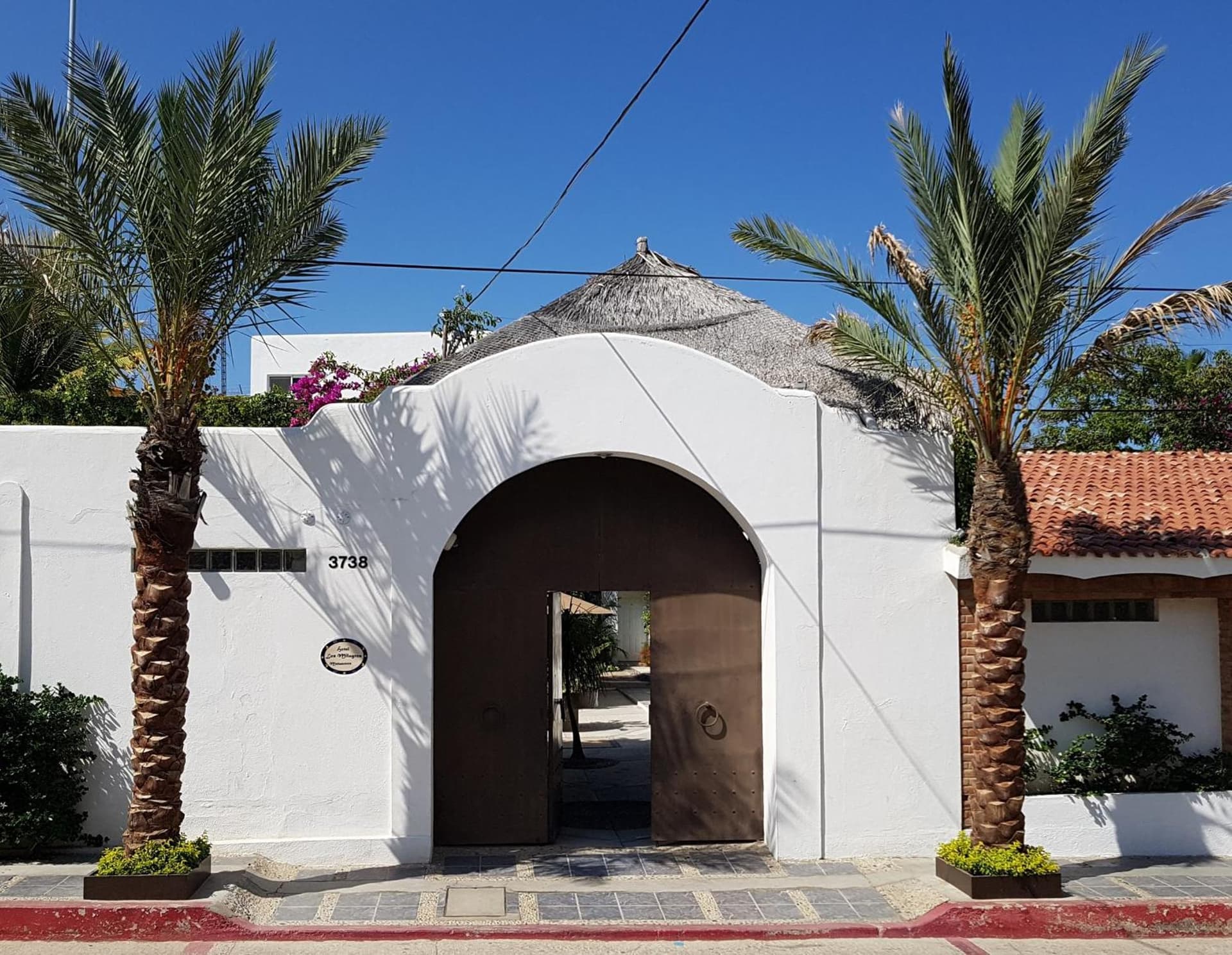 Los Milagros Hotel