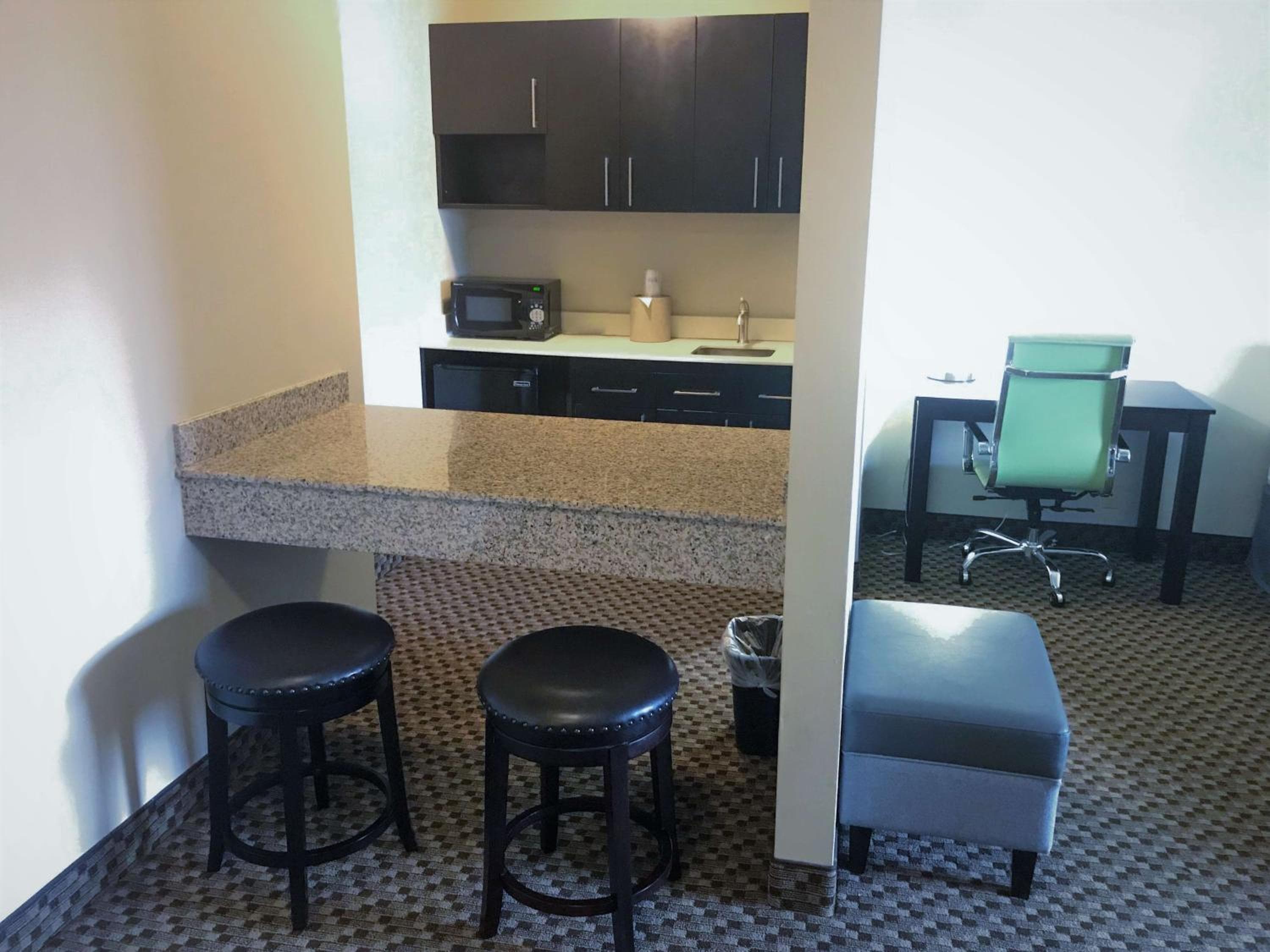 Best Western PLUS La Mesa San Diego