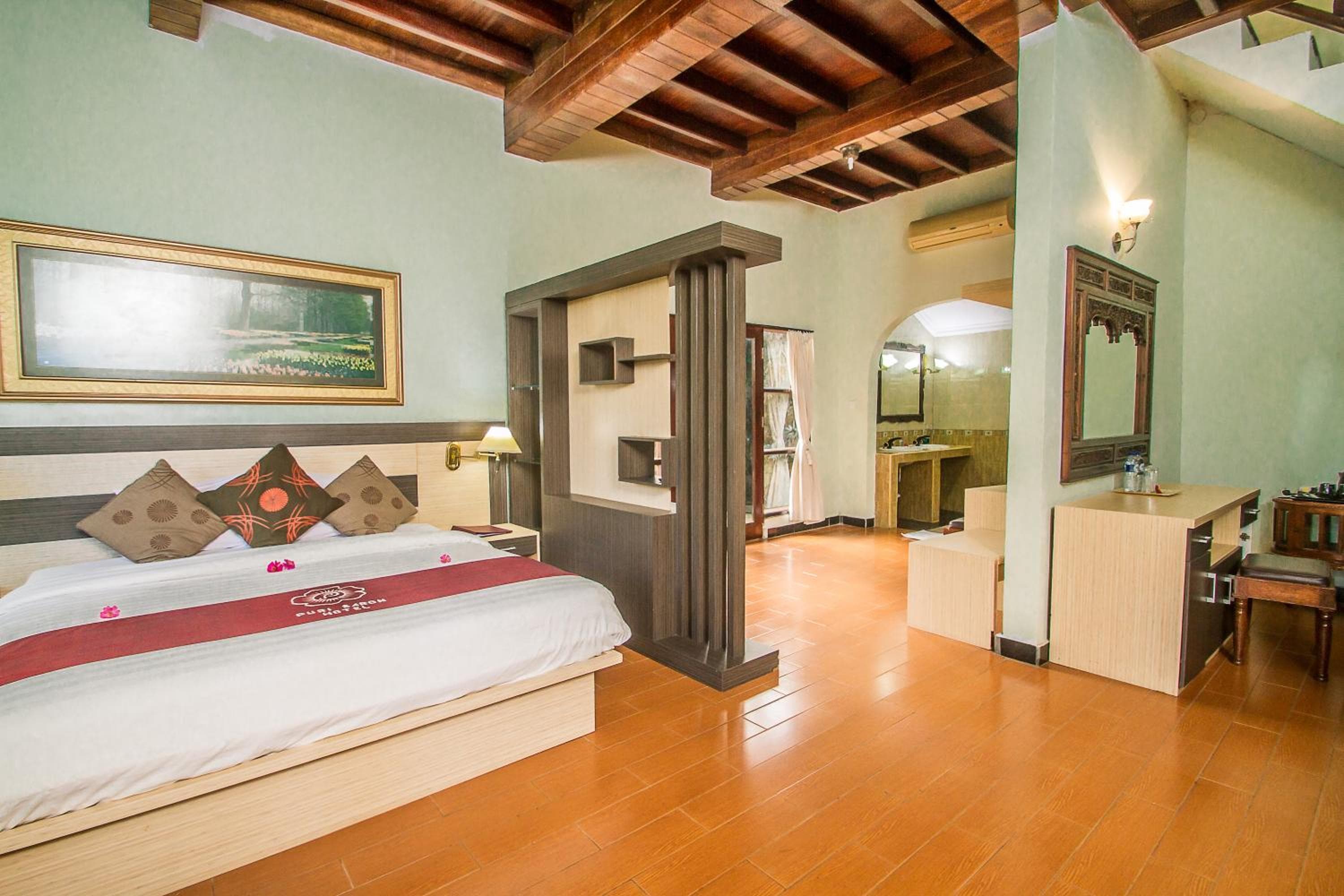 Puri Saron Hotel Madangan - Gianyar