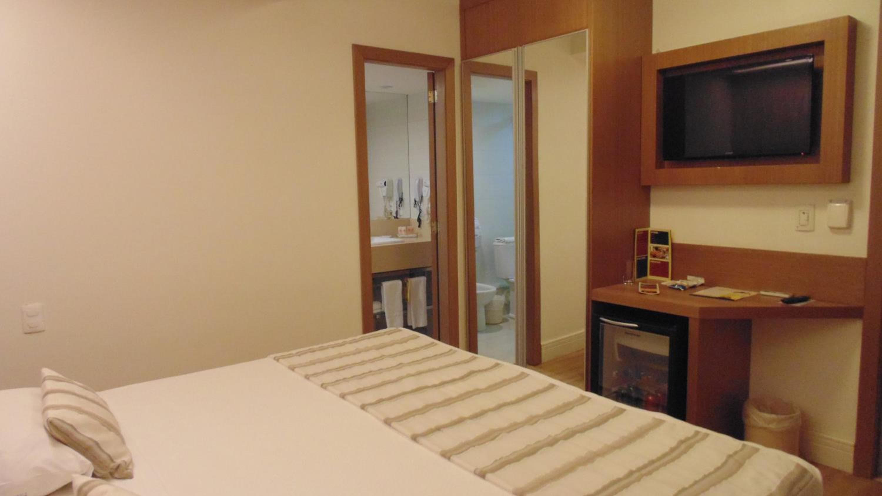 Mirasol Copacabana Hotel
