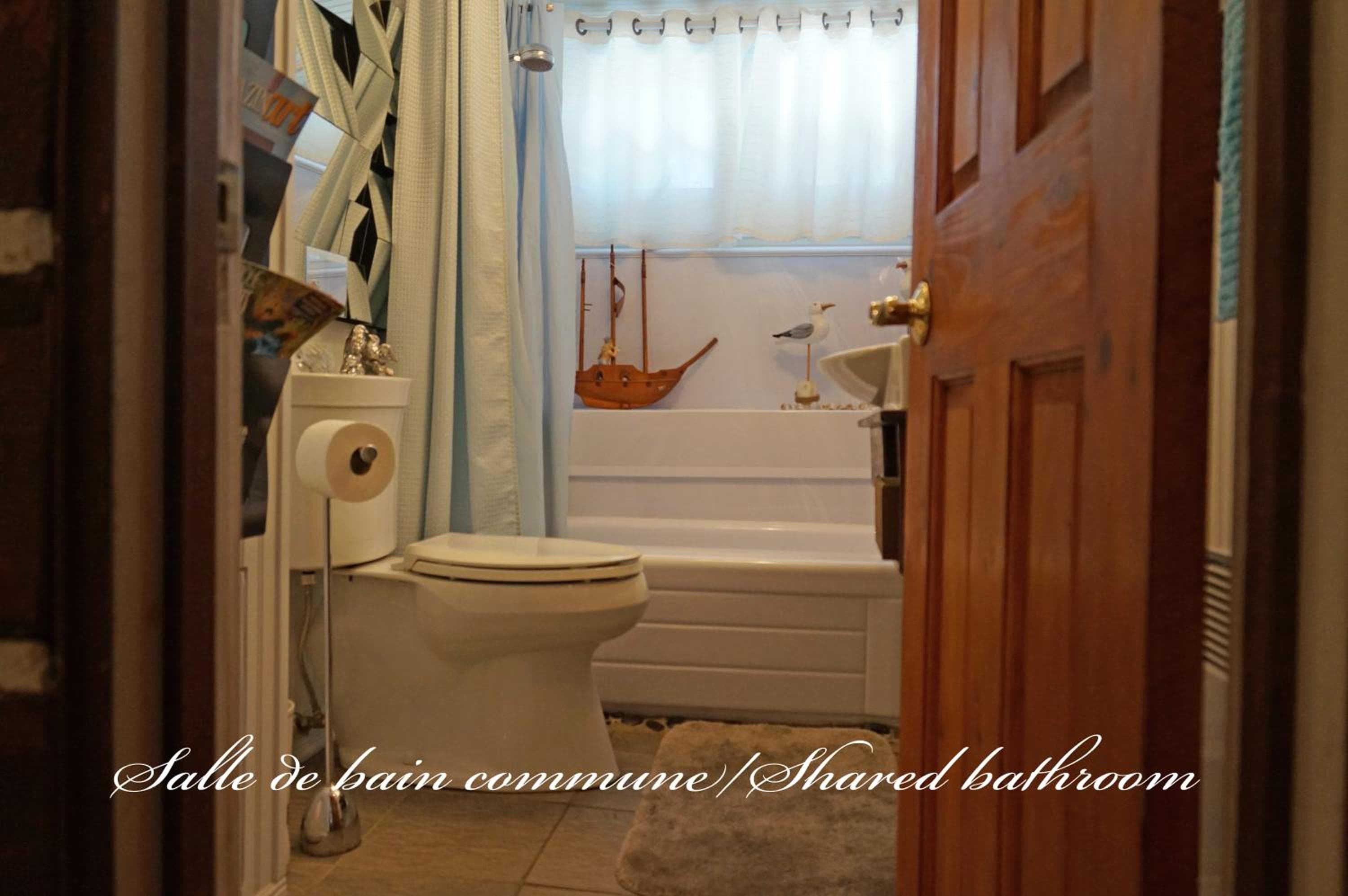 Guesthouse Refuge du Poète Montreal-Longueuil