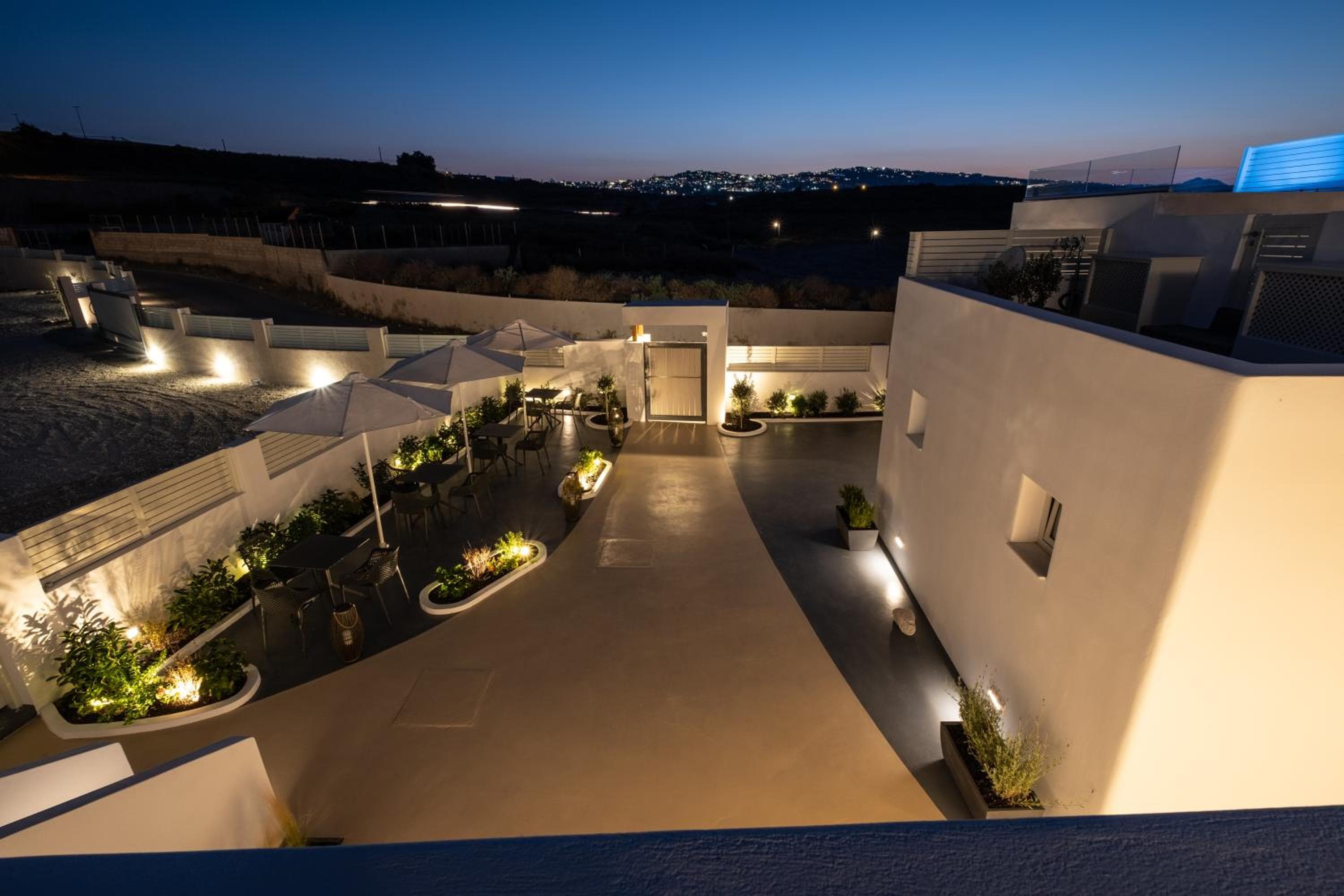 Santoterra Antigua Suites