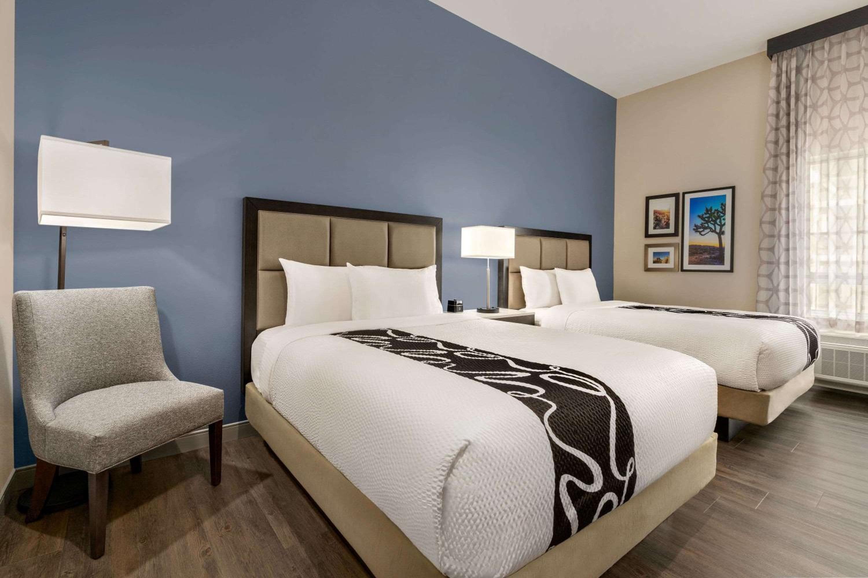 La Quinta Inn & Suites by Wyndham San Bernardino