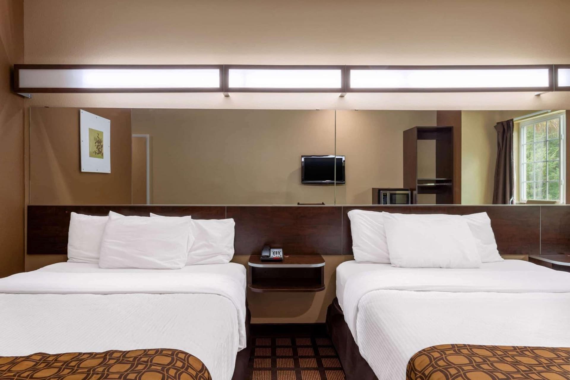 Microtel Inn & Suites by Wyndham Columbia