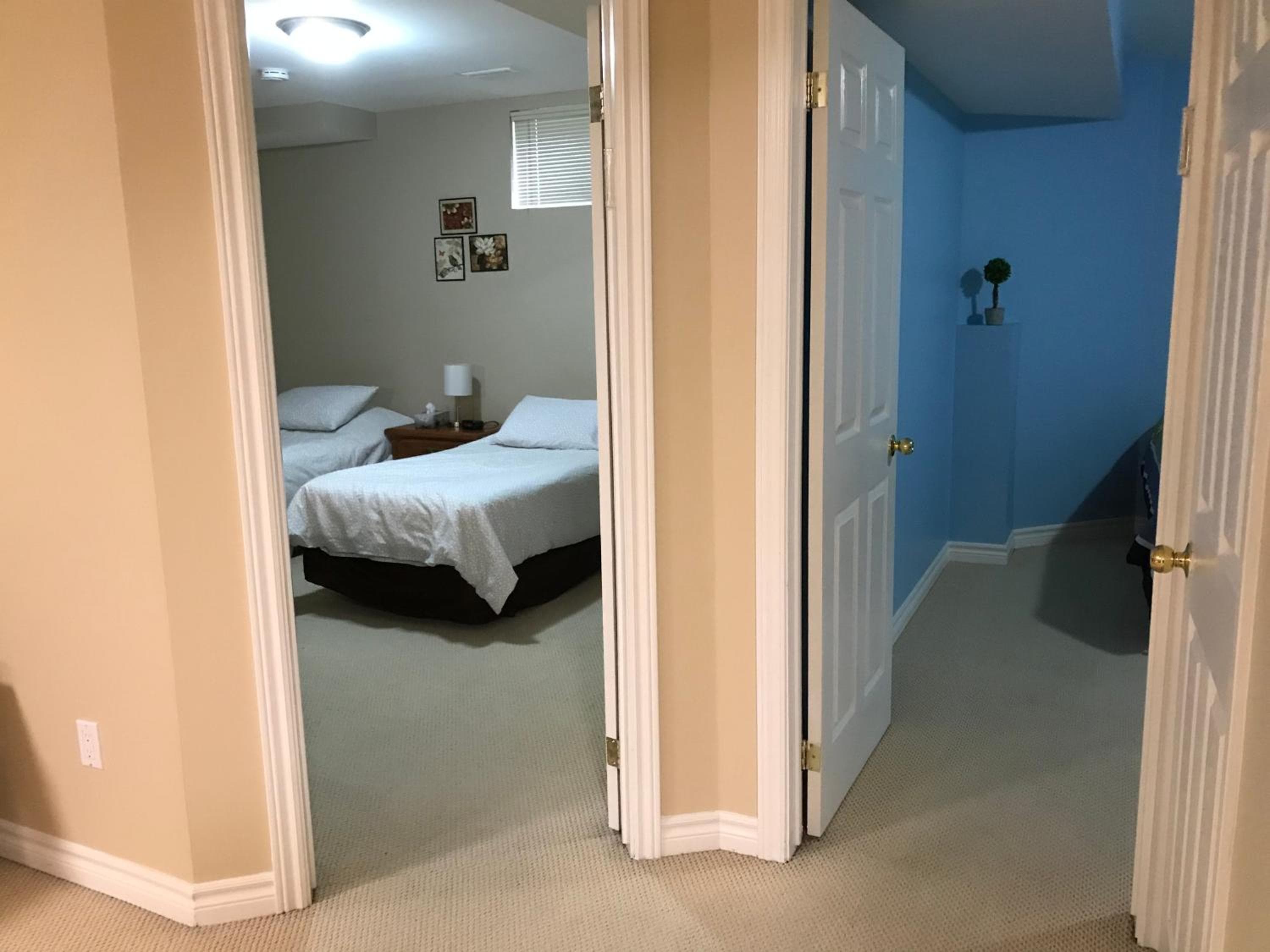 Sara's Place - Strictly Kosher Home
