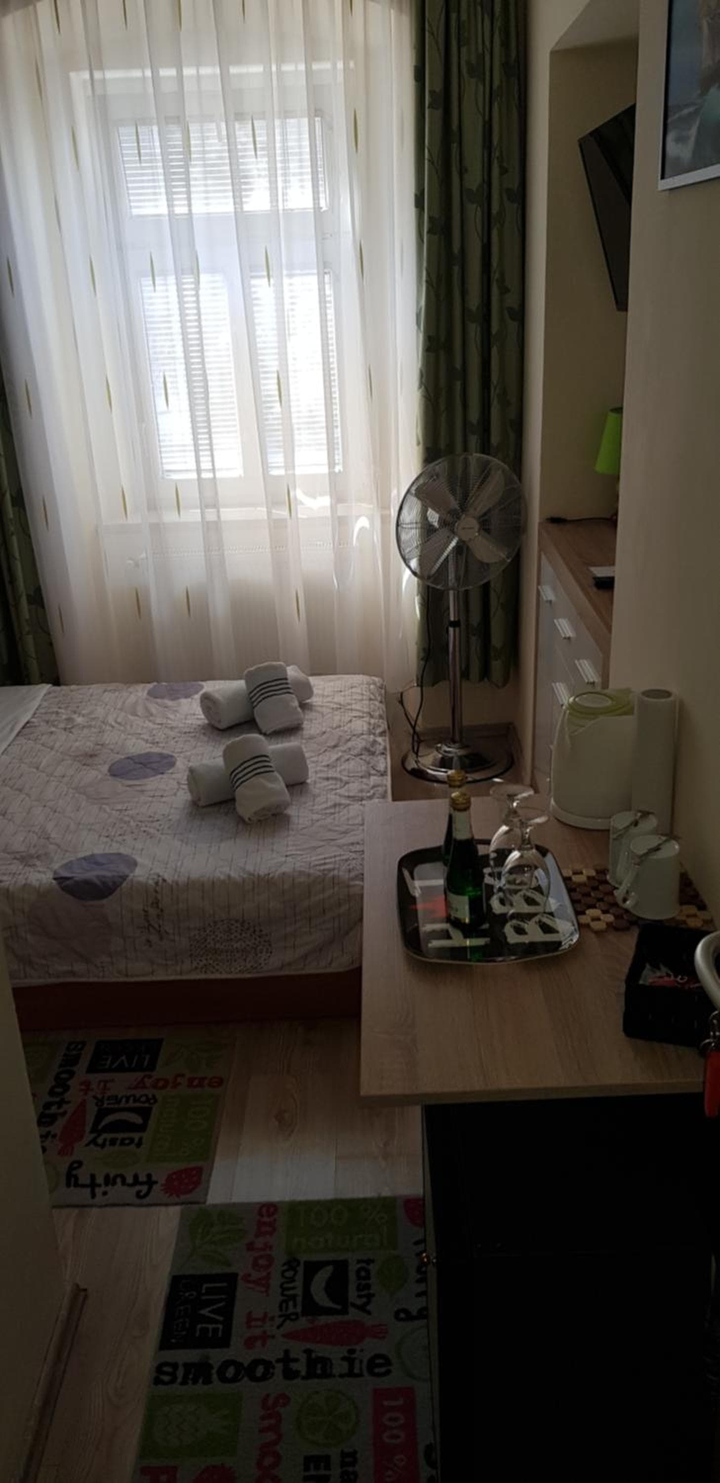 ELG Rooms