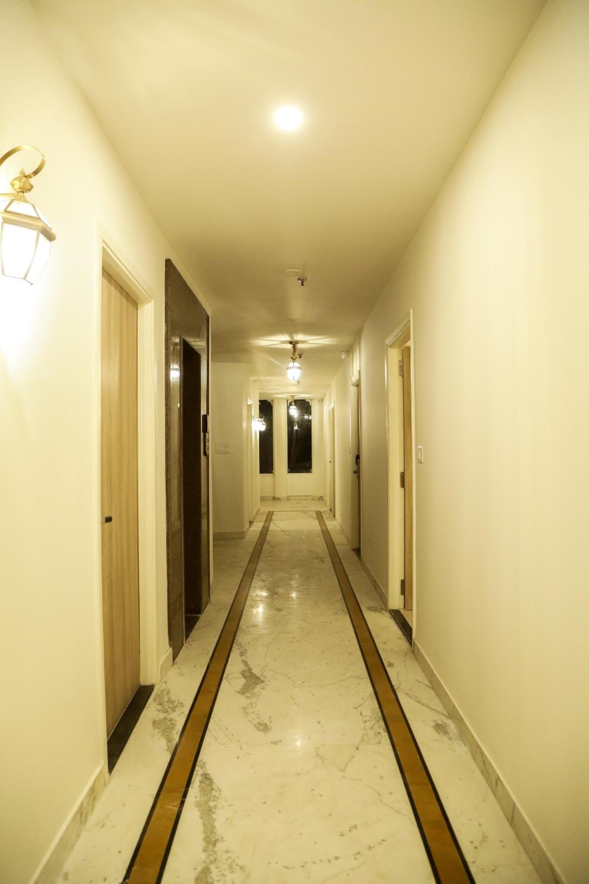 Hotel Ratangarh Palace