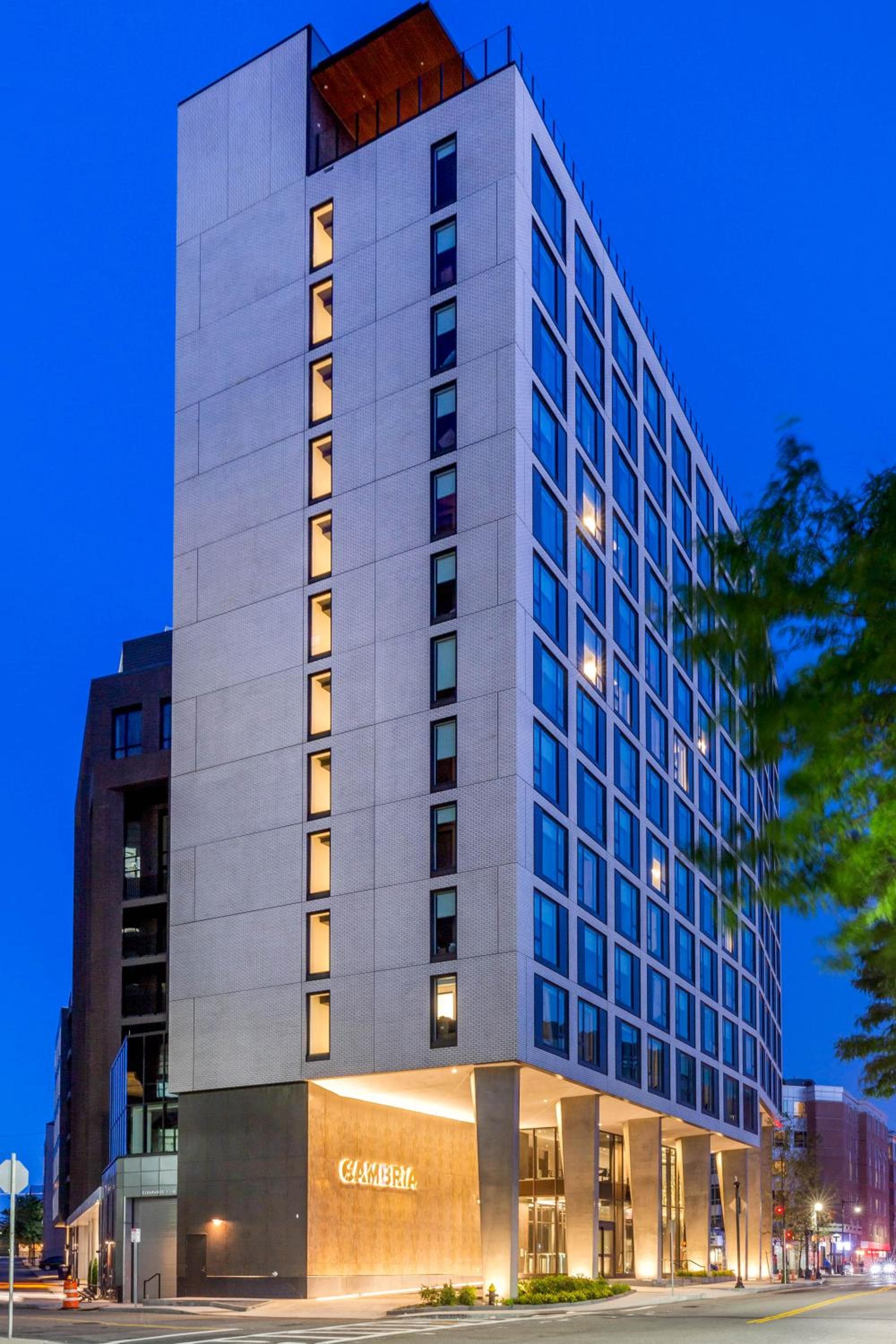 Cambria Hotel Boston Downtown - Seaport