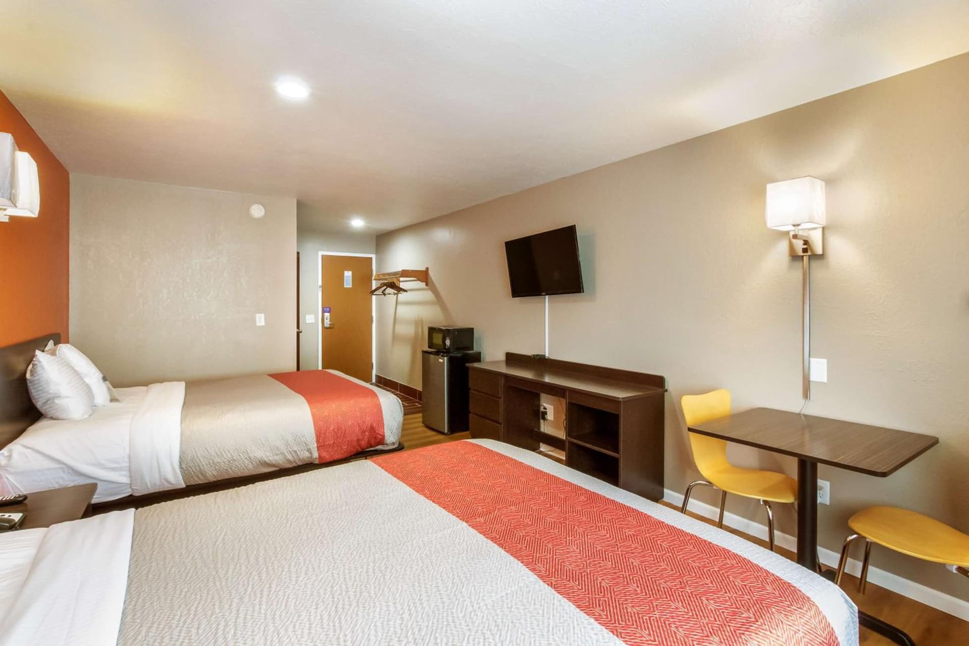 Motel 6-Rossford, OH
