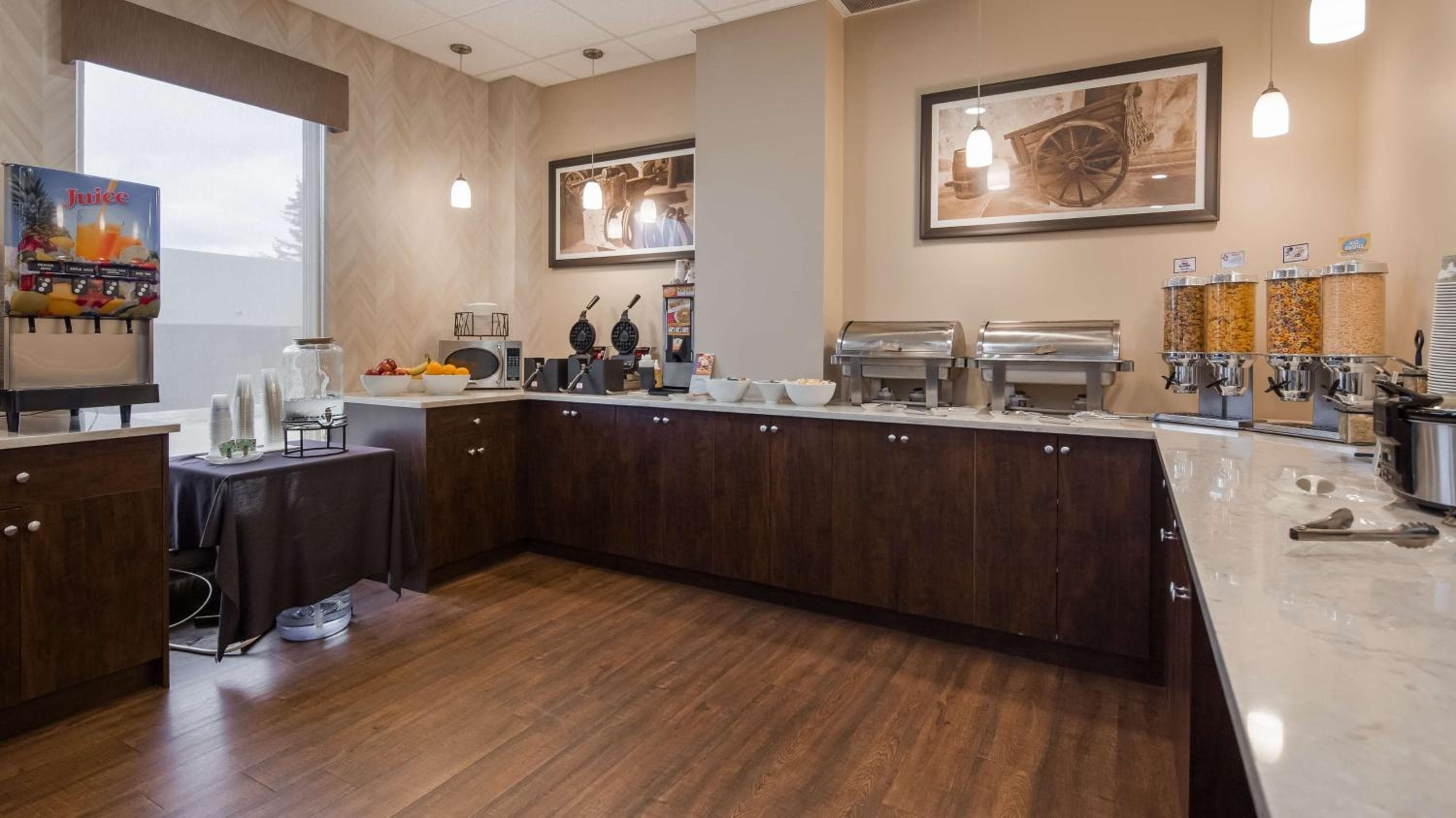 Days Inn by Wyndham Airdrie