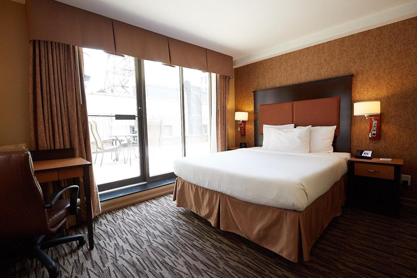 The Hotel at Fifth Avenue