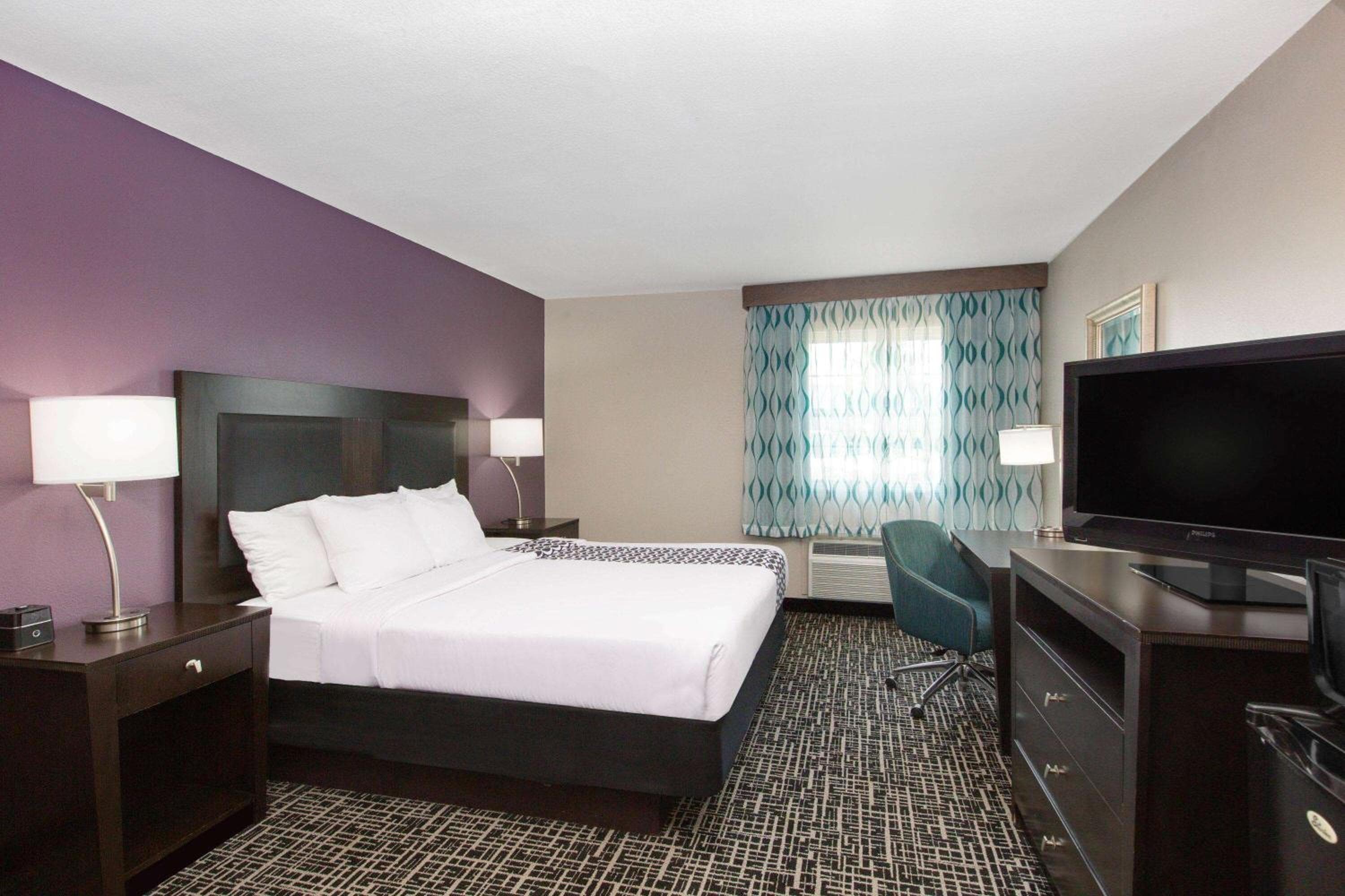 La Quinta by Wyndham Blue Springs