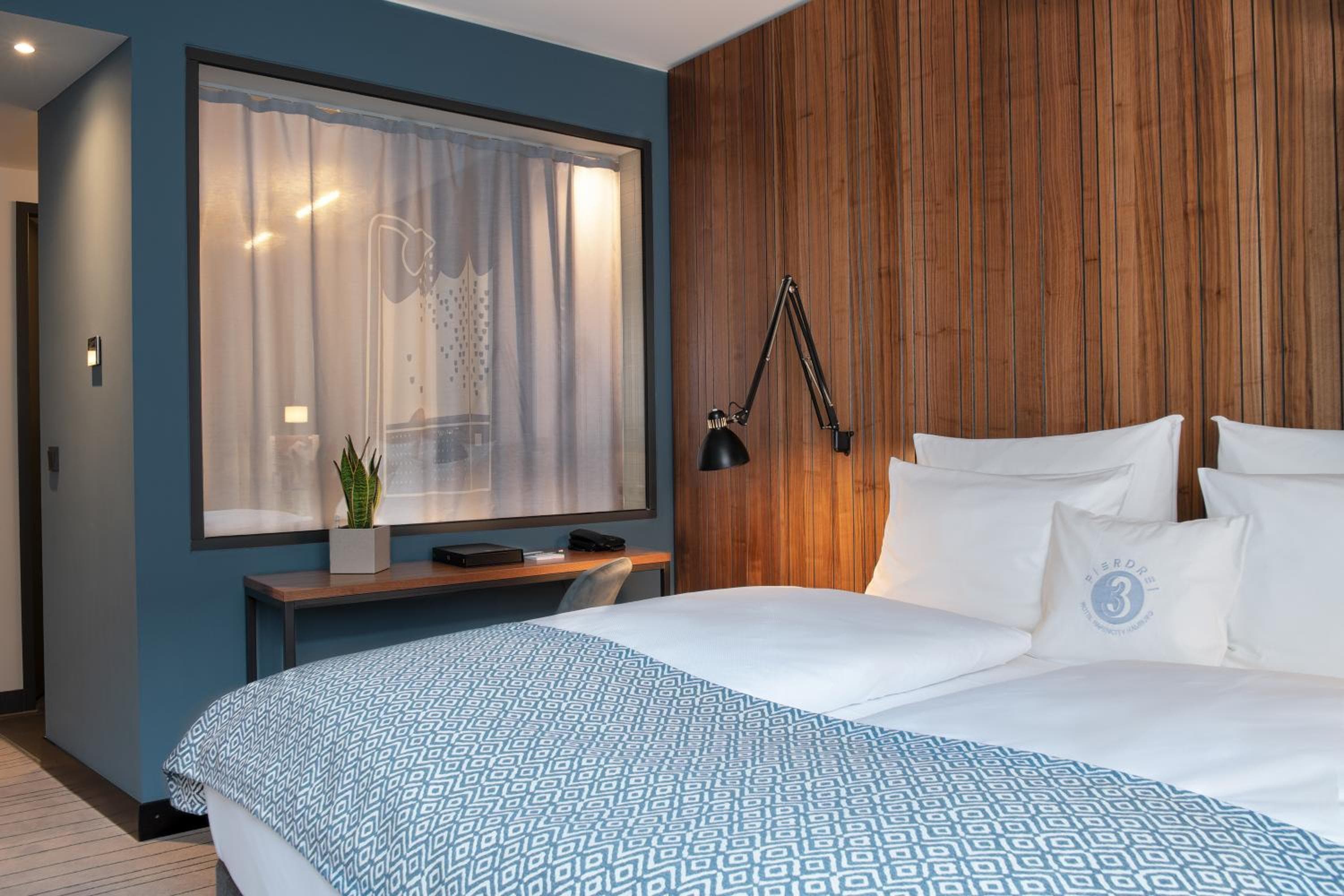 PIERDREI Hotel HafenCity Hamburg