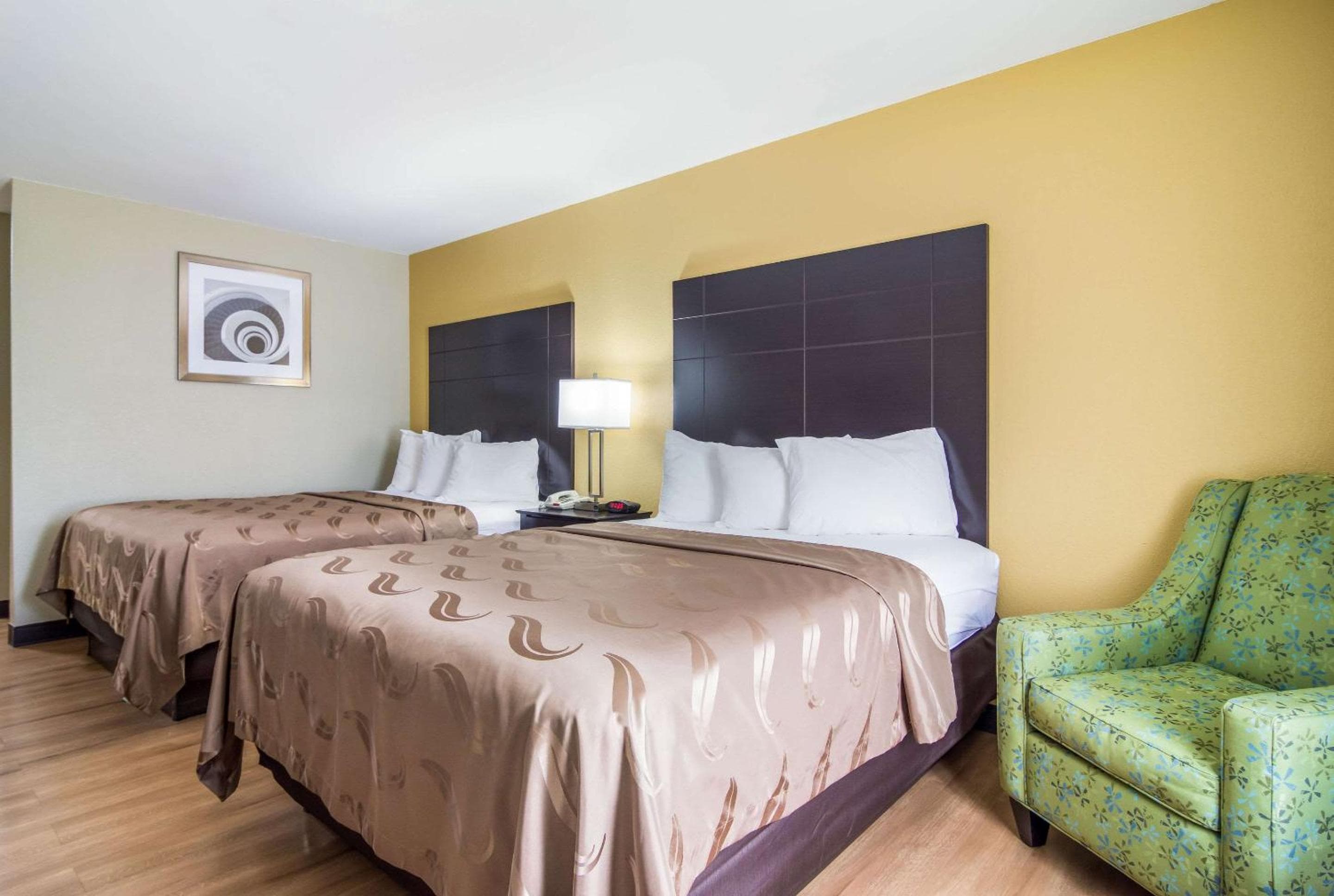 Quality Inn & Suites Canton, GA