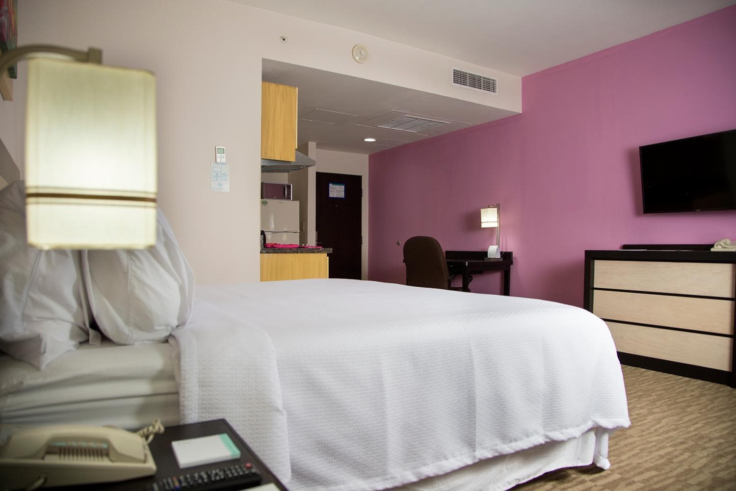 Excellence Express & Suites