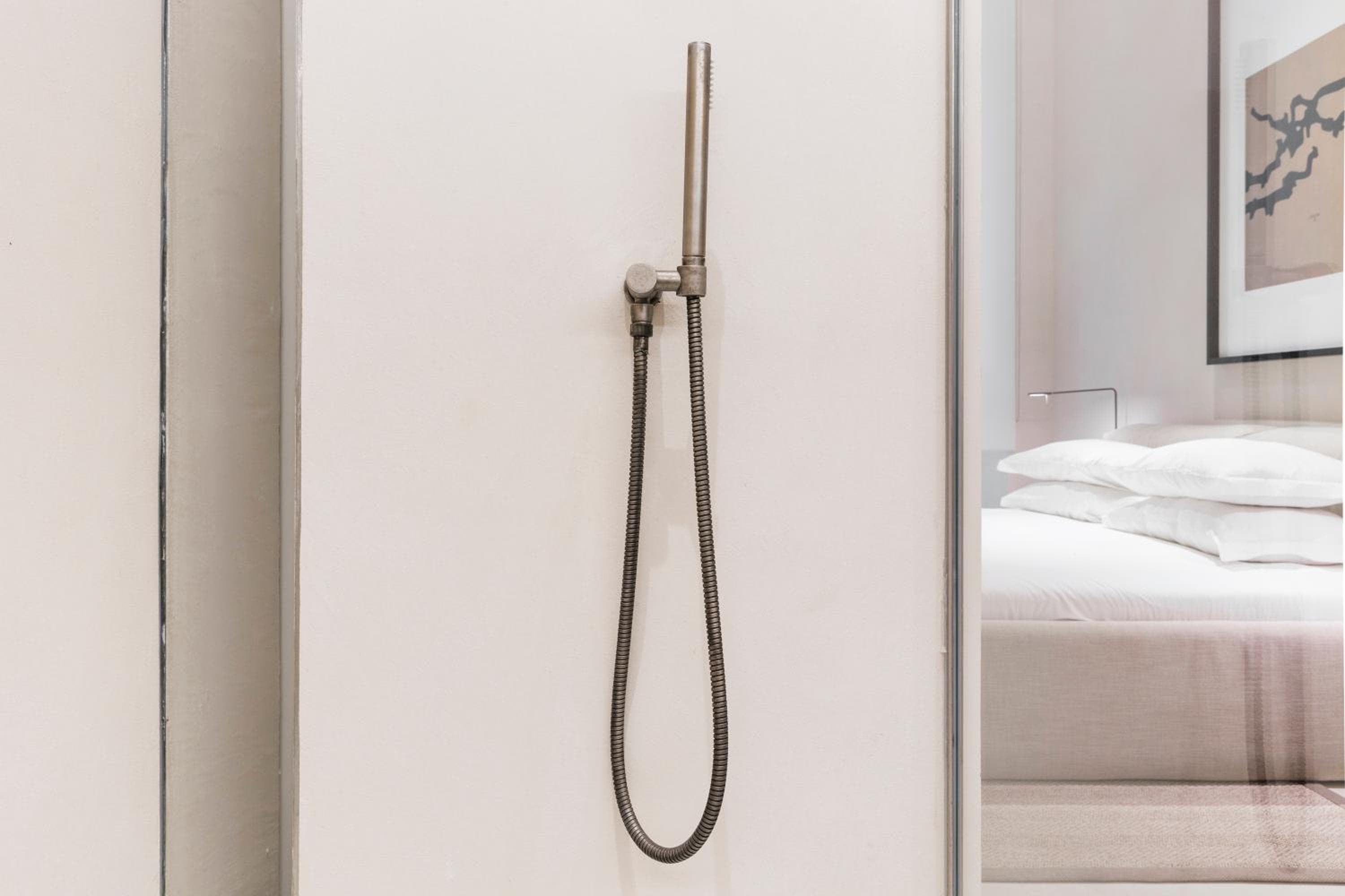 Hotel Scenario