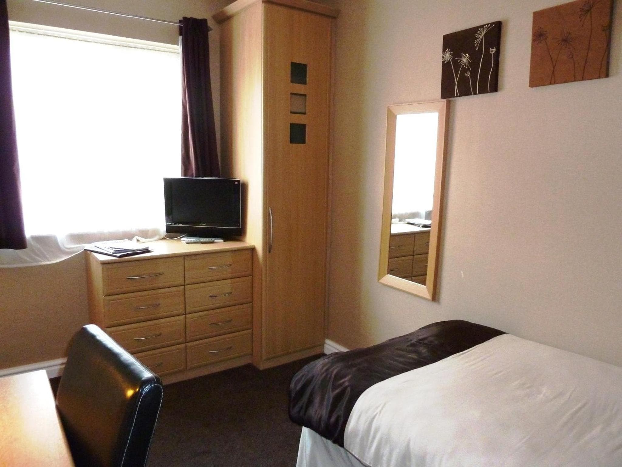 Trivelles Park Hotel