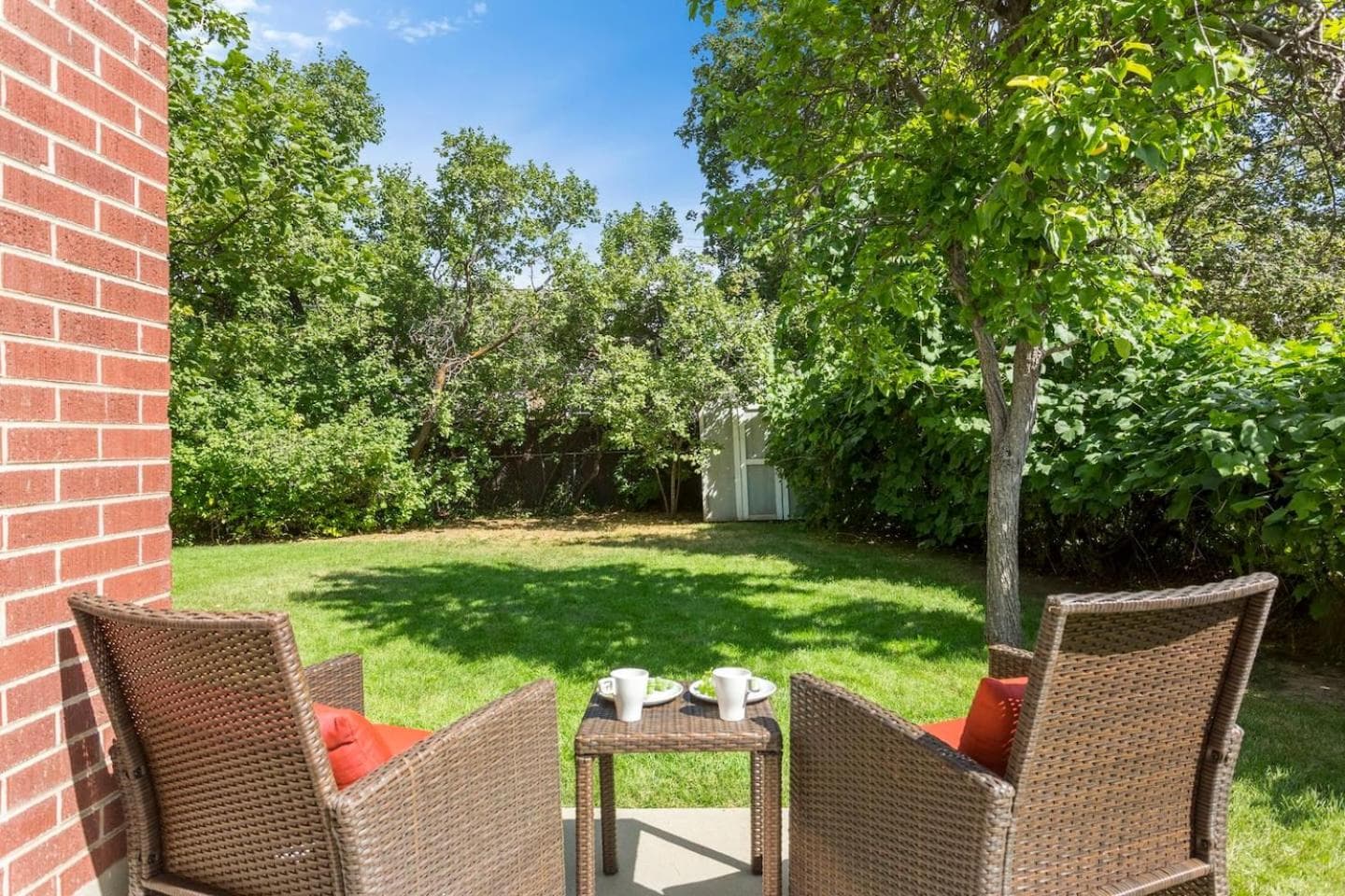 5 Bedroom Perfect Location to see the City and Ski Resorts