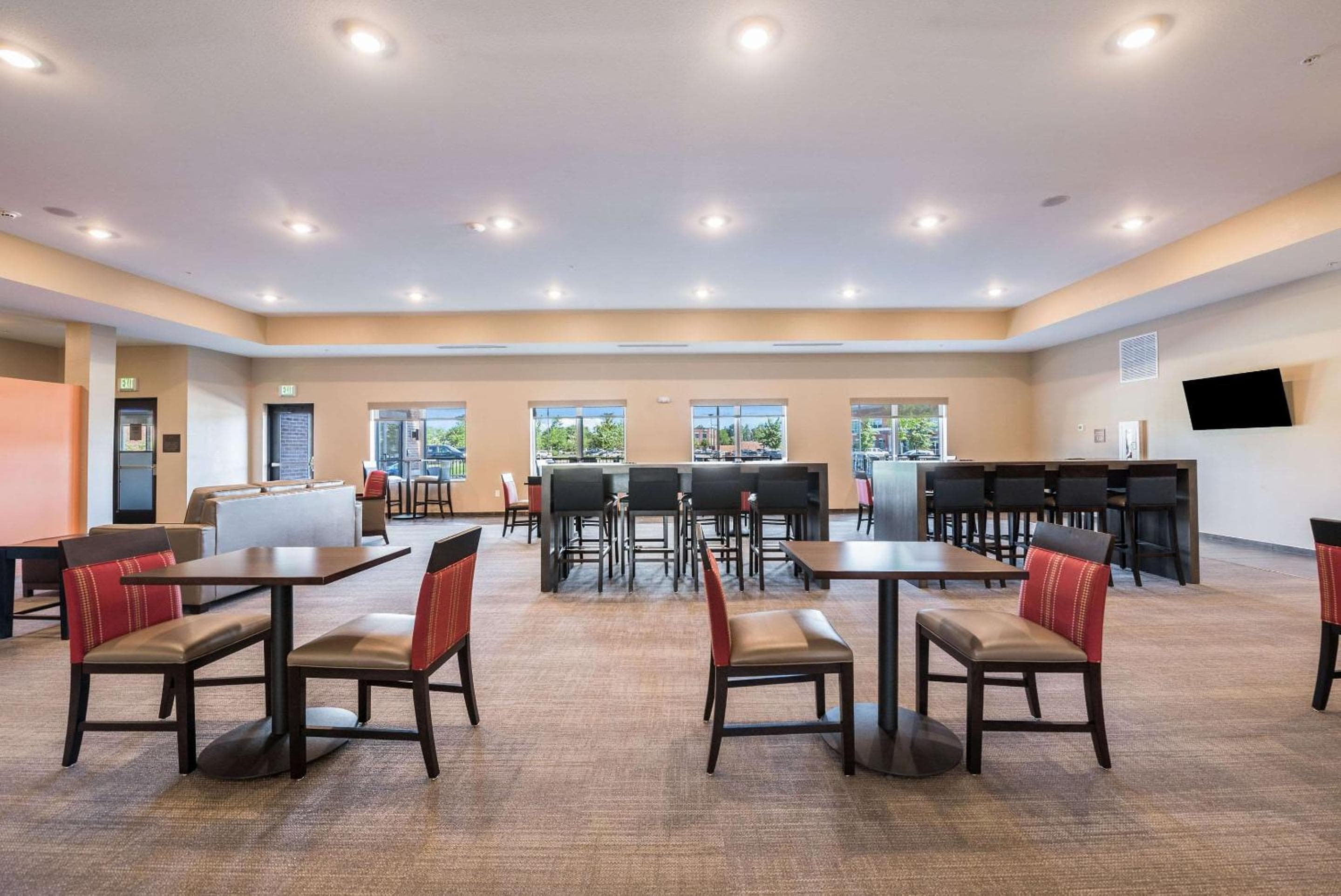 Comfort Suites Marysville Columbus - Northwest
