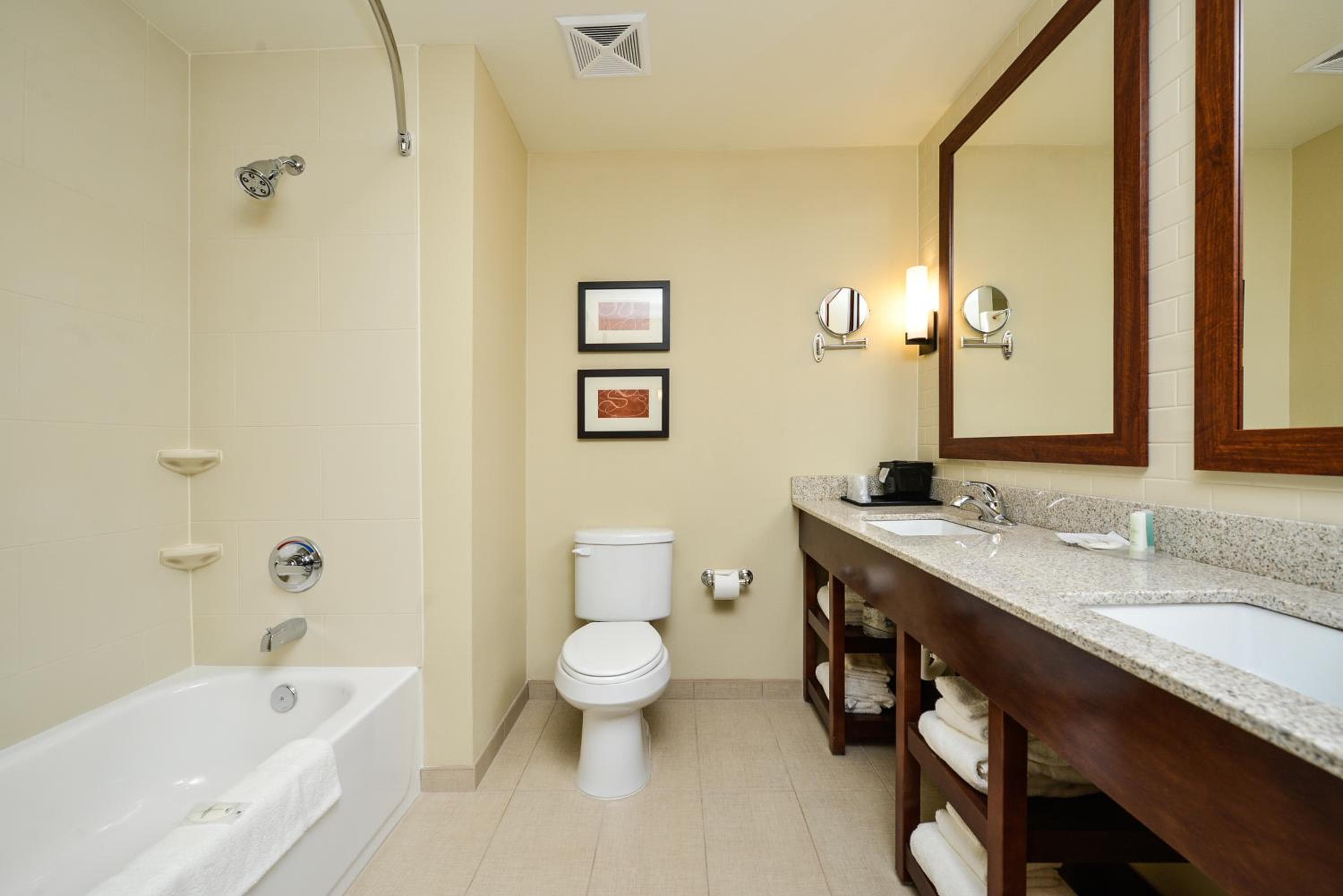 Comfort Suites Fargo Medical Center