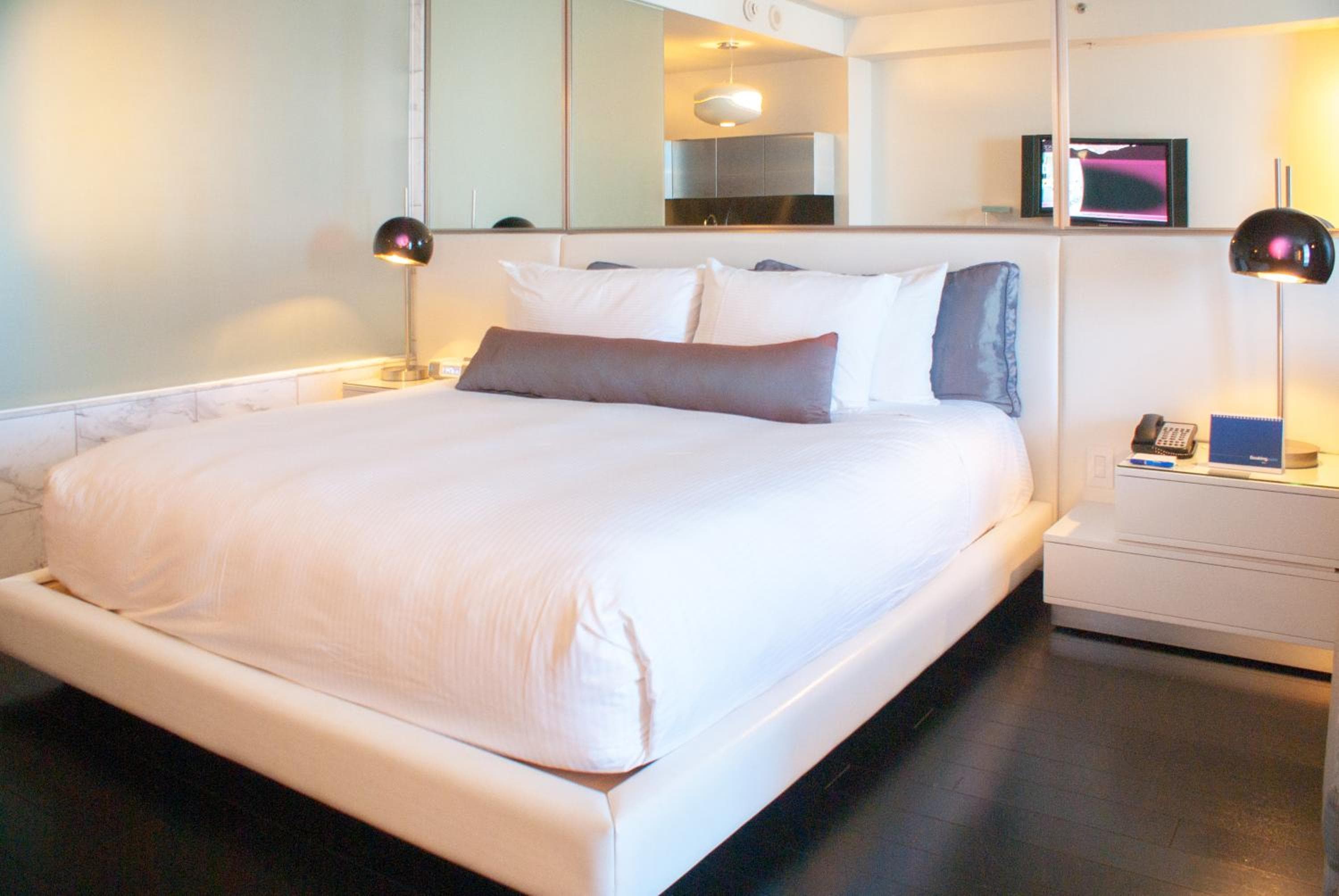 Palms Place Hotel and Spa