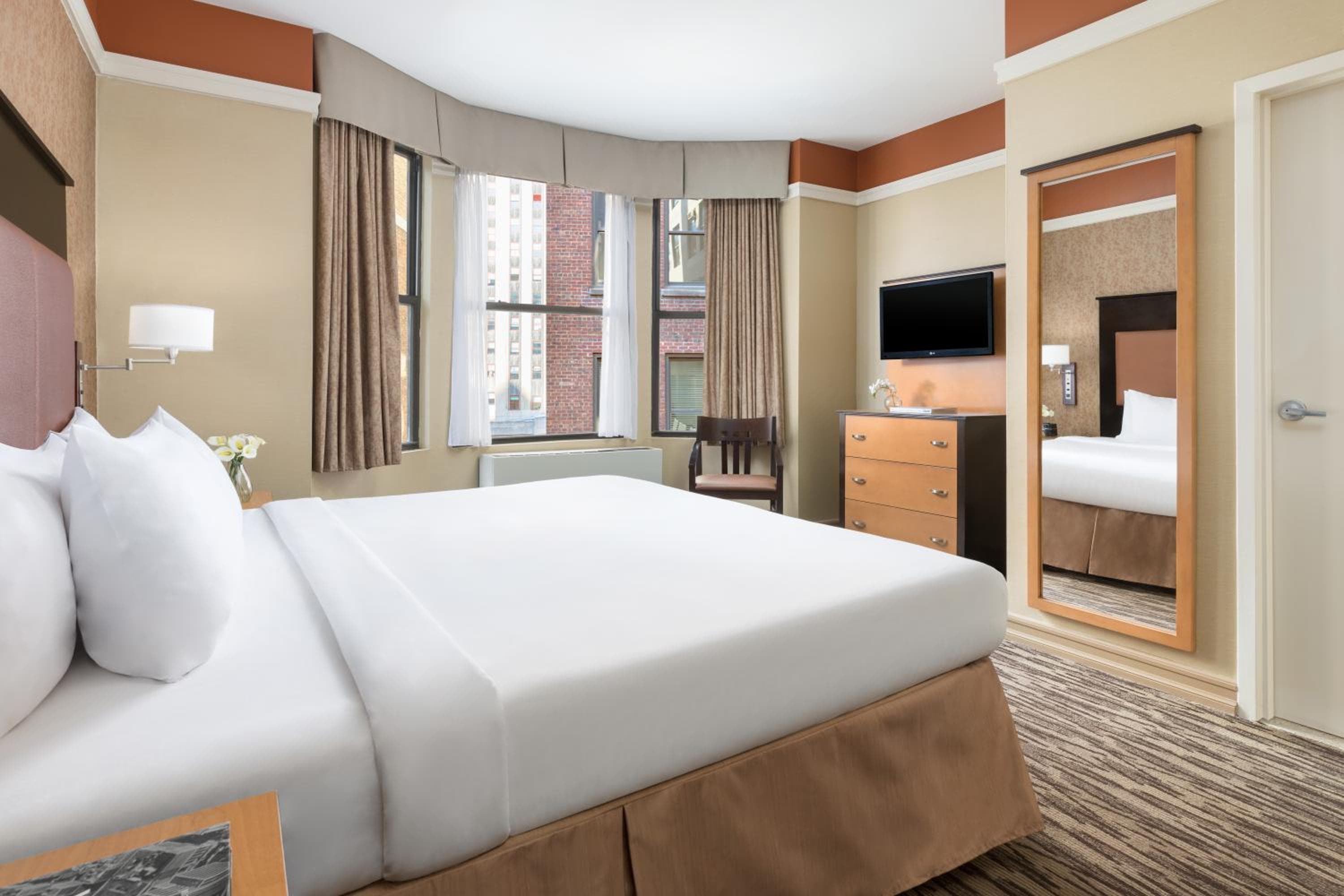 The Hotel at Fifth Avenue