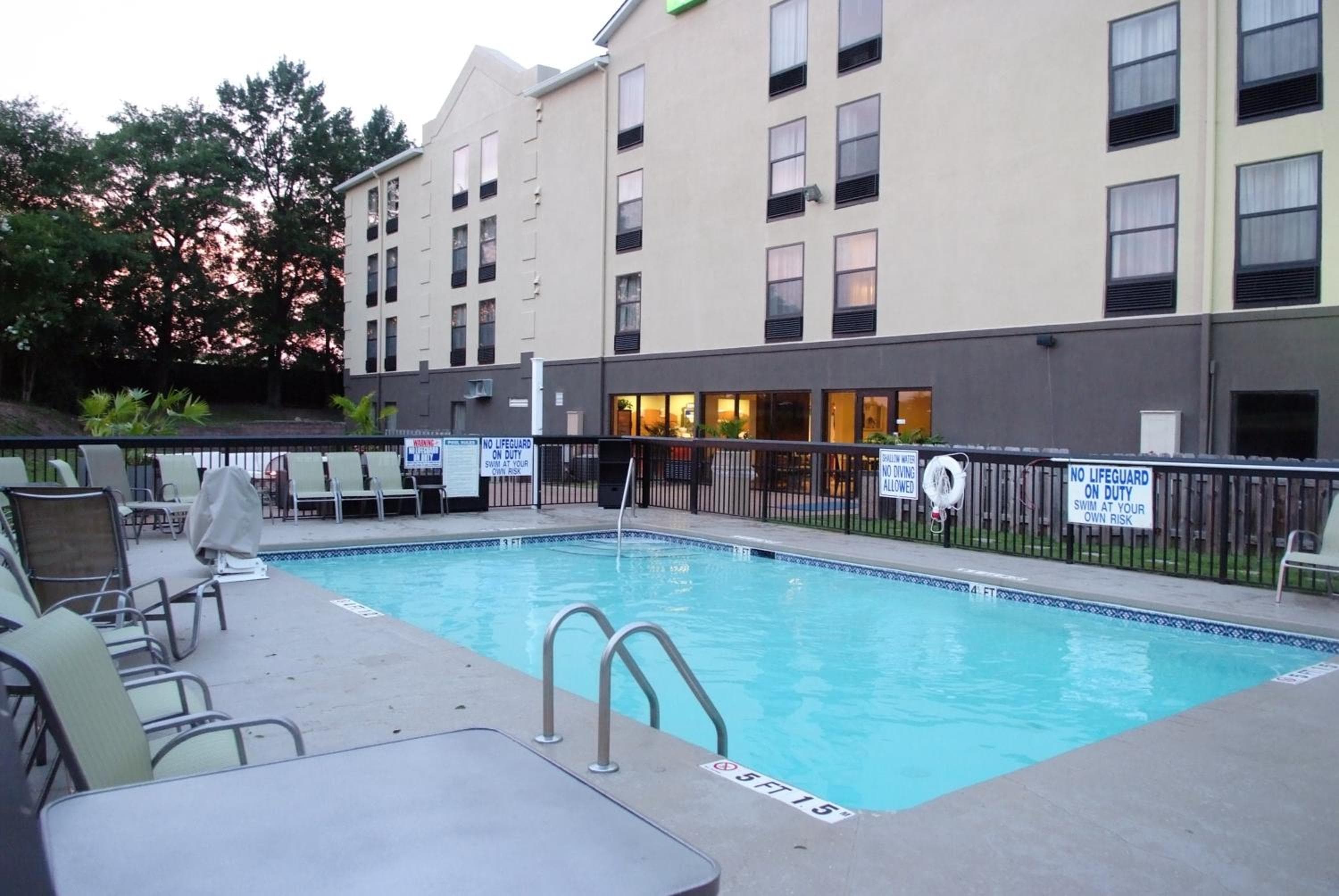 Holiday Inn Express Hotel & Suites Blythewood by IHG