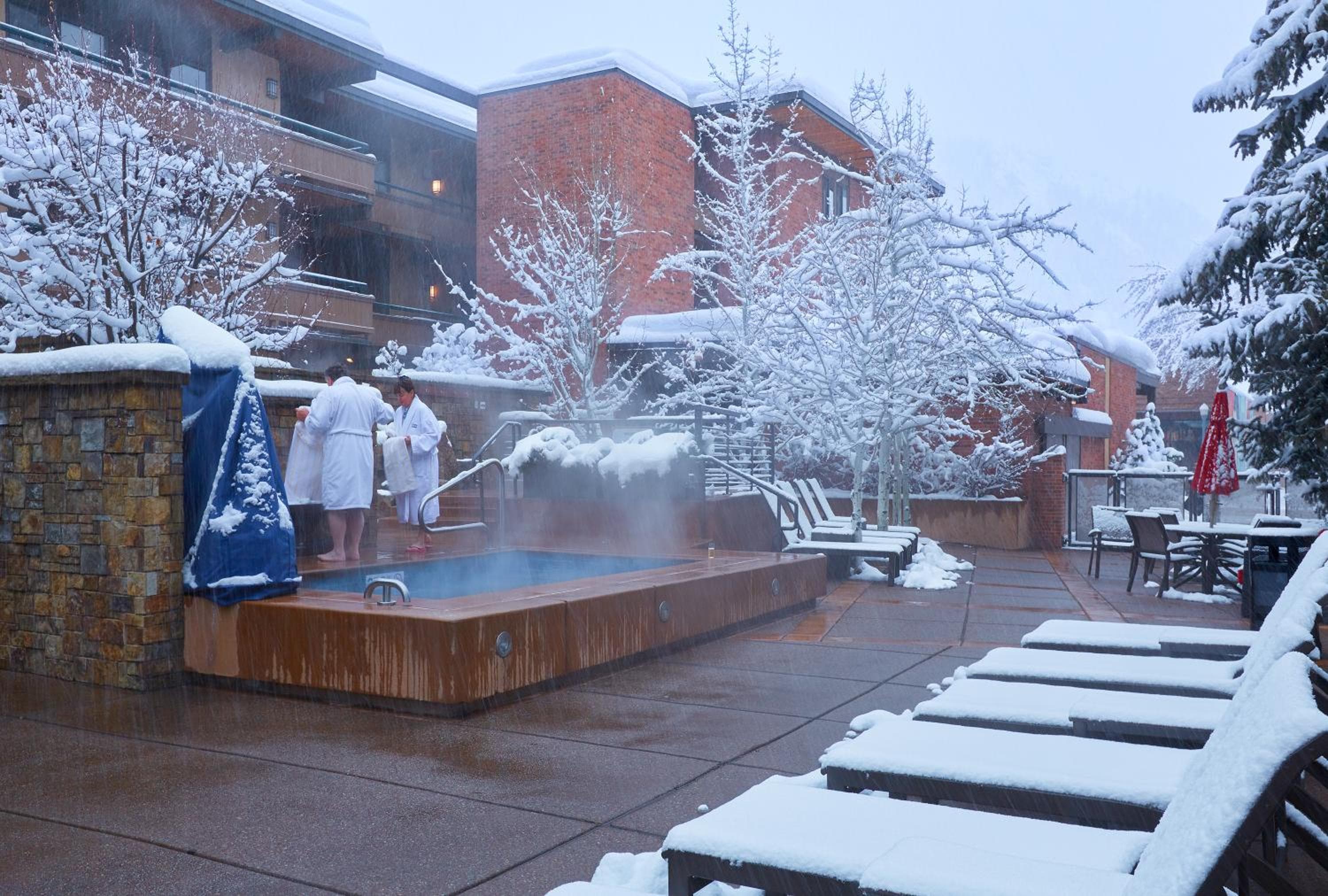 Aspen Square Condominium Hotel