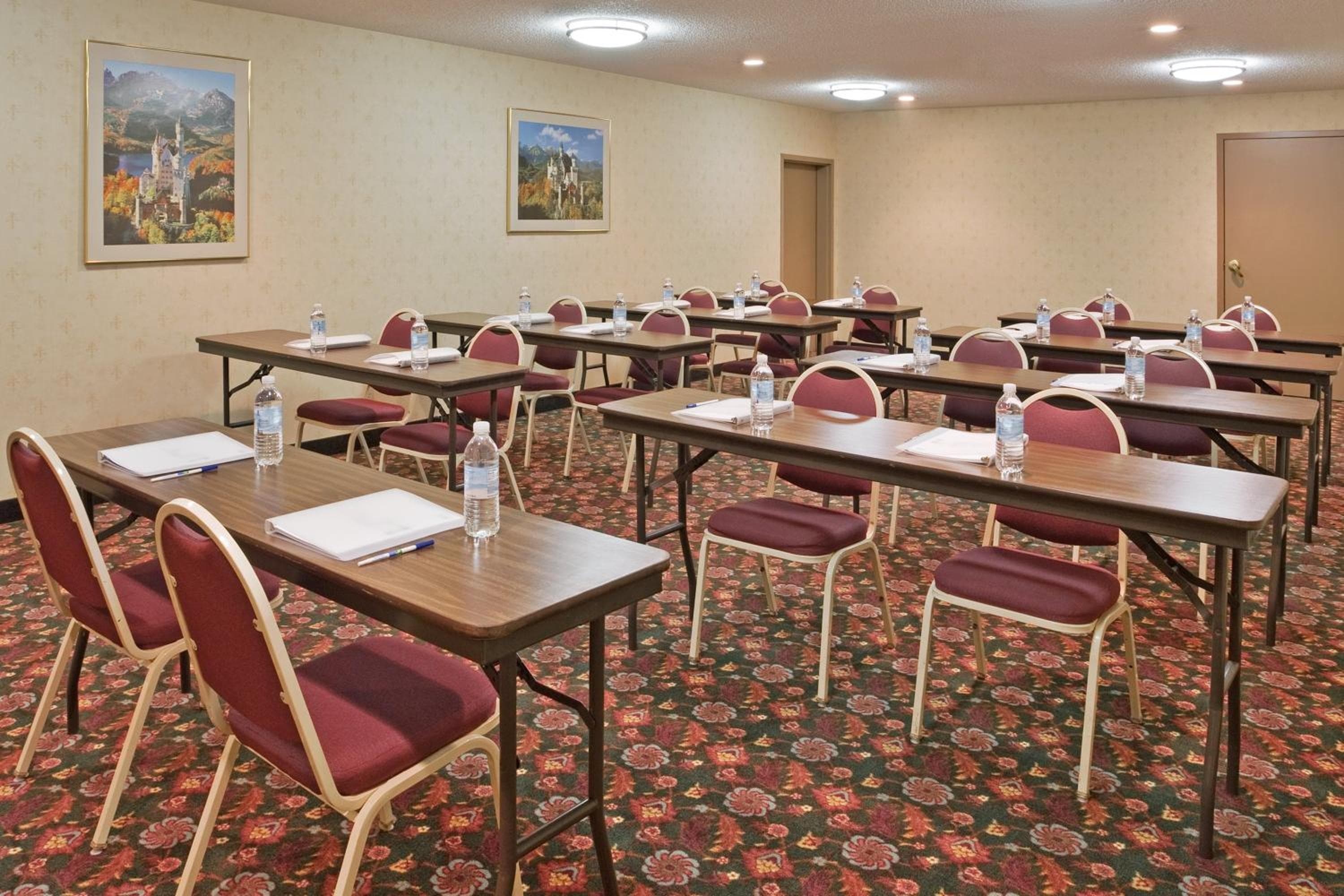 Holiday Inn Express Birch Run-Frankenmuth Area by IHG