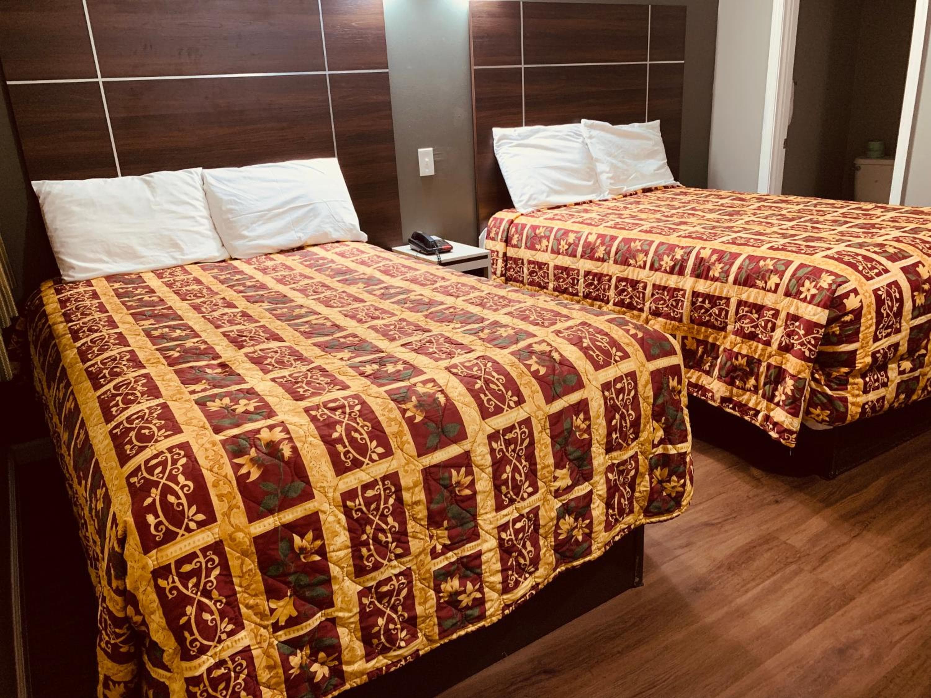 Red Carpet Inn - Norristown