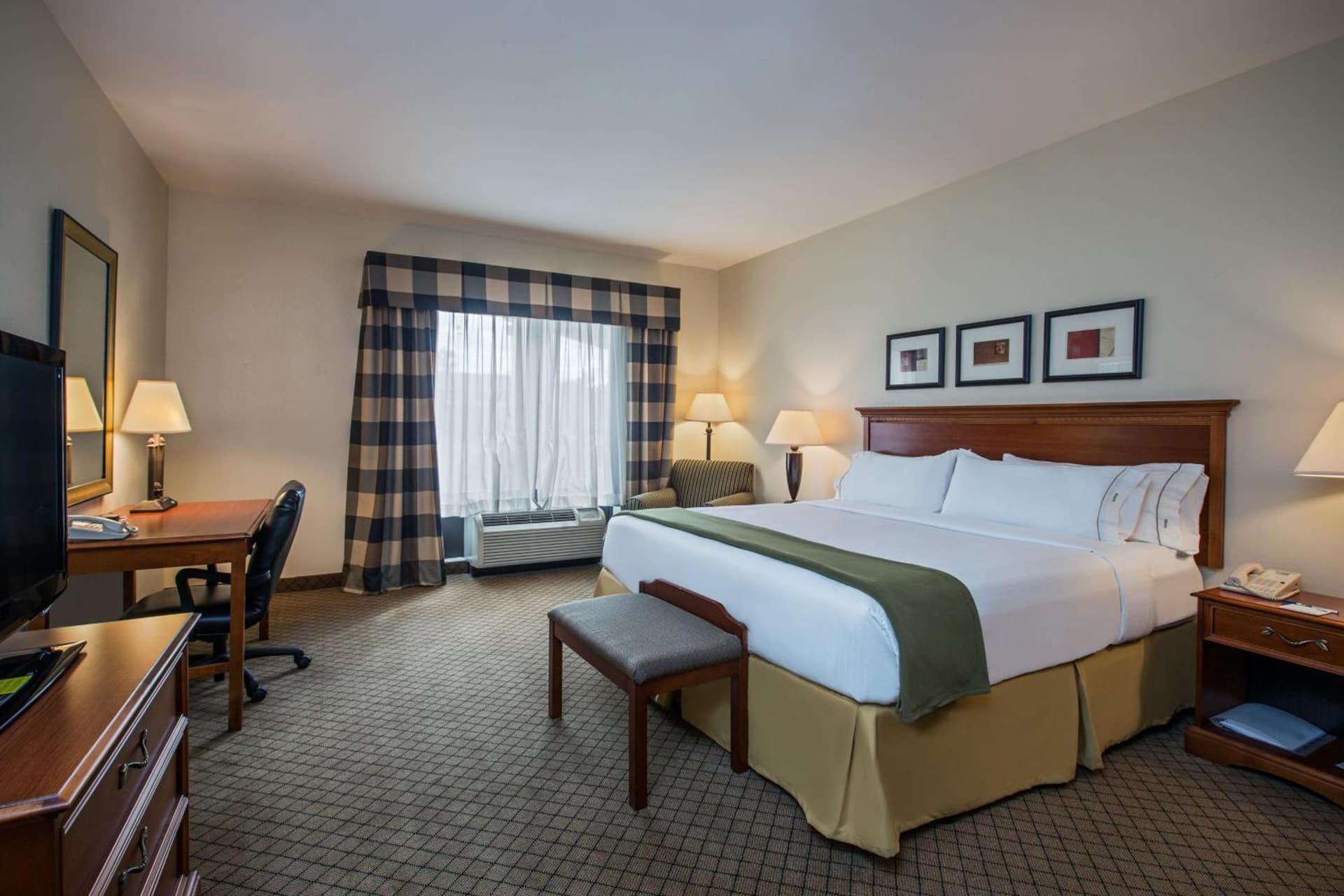 Holiday Inn Express Hotel & Suites Jackson - Flowood by IHG