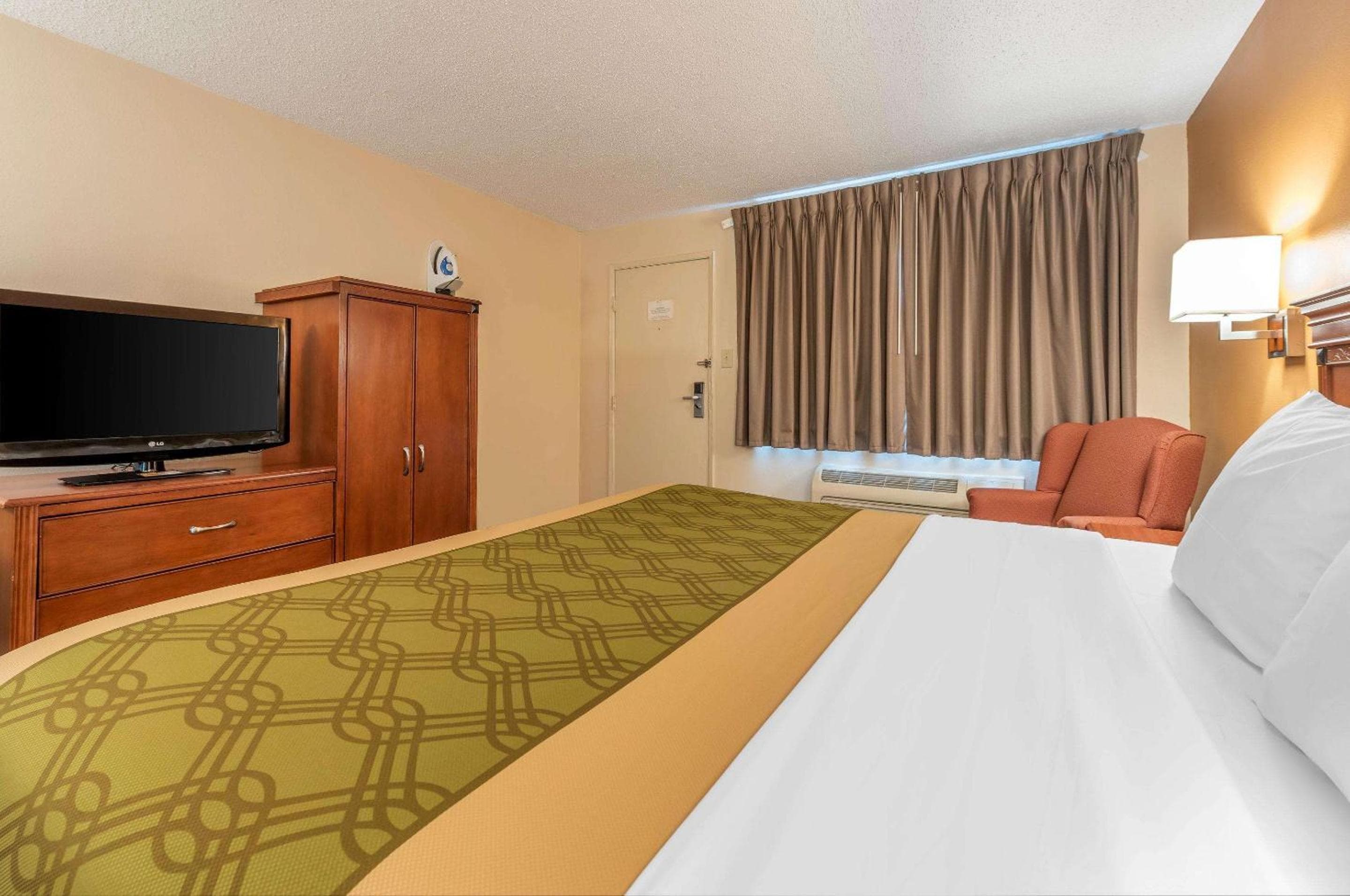 Econo Lodge Louisville Downtown