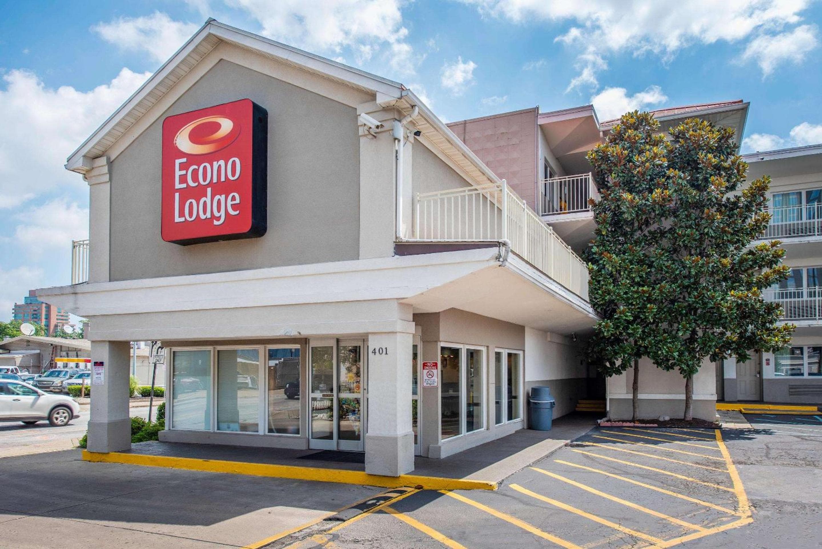 Econo Lodge Louisville Downtown