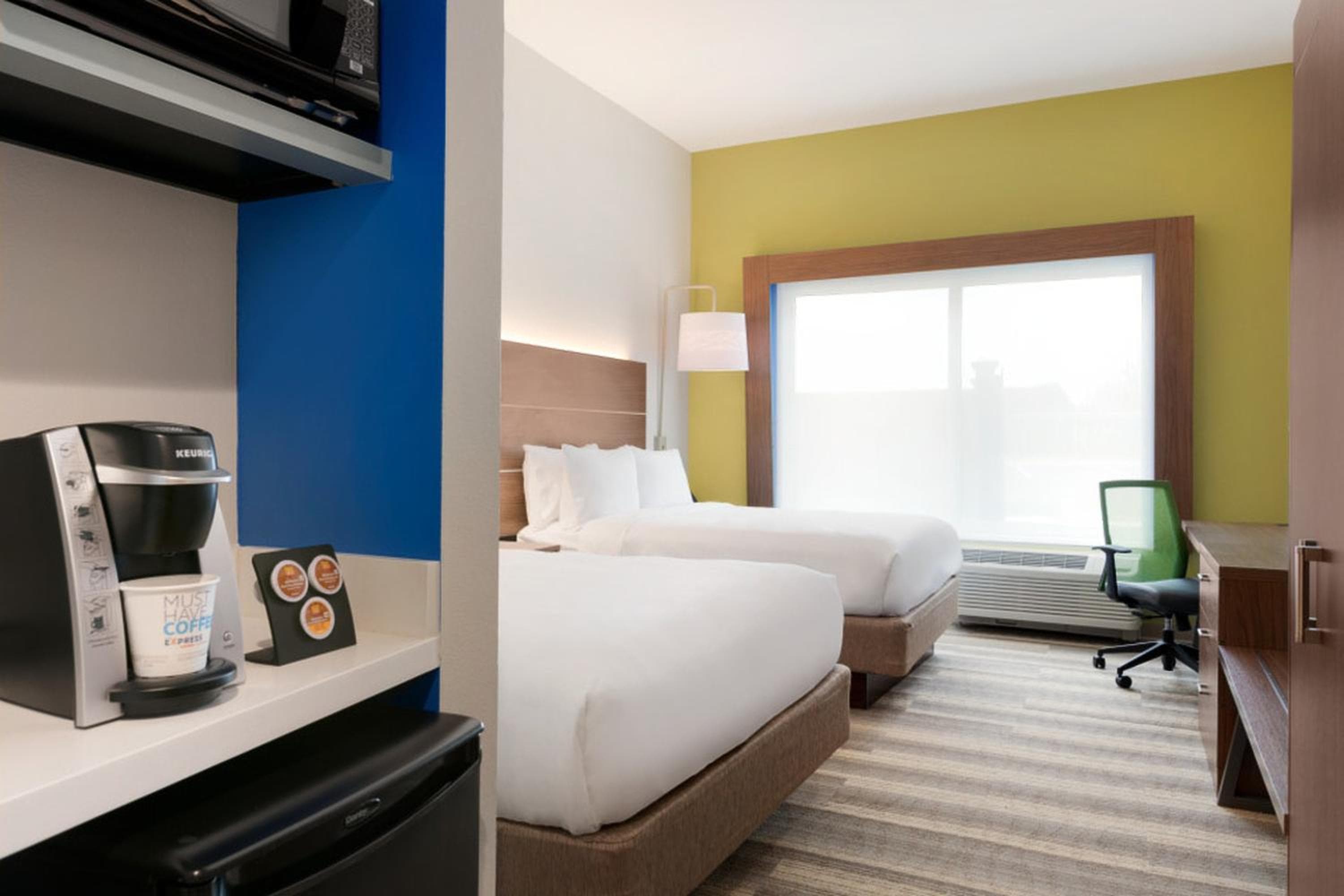 Holiday Inn Express & Suites - Cincinnati NE - Red Bank Road by IHG