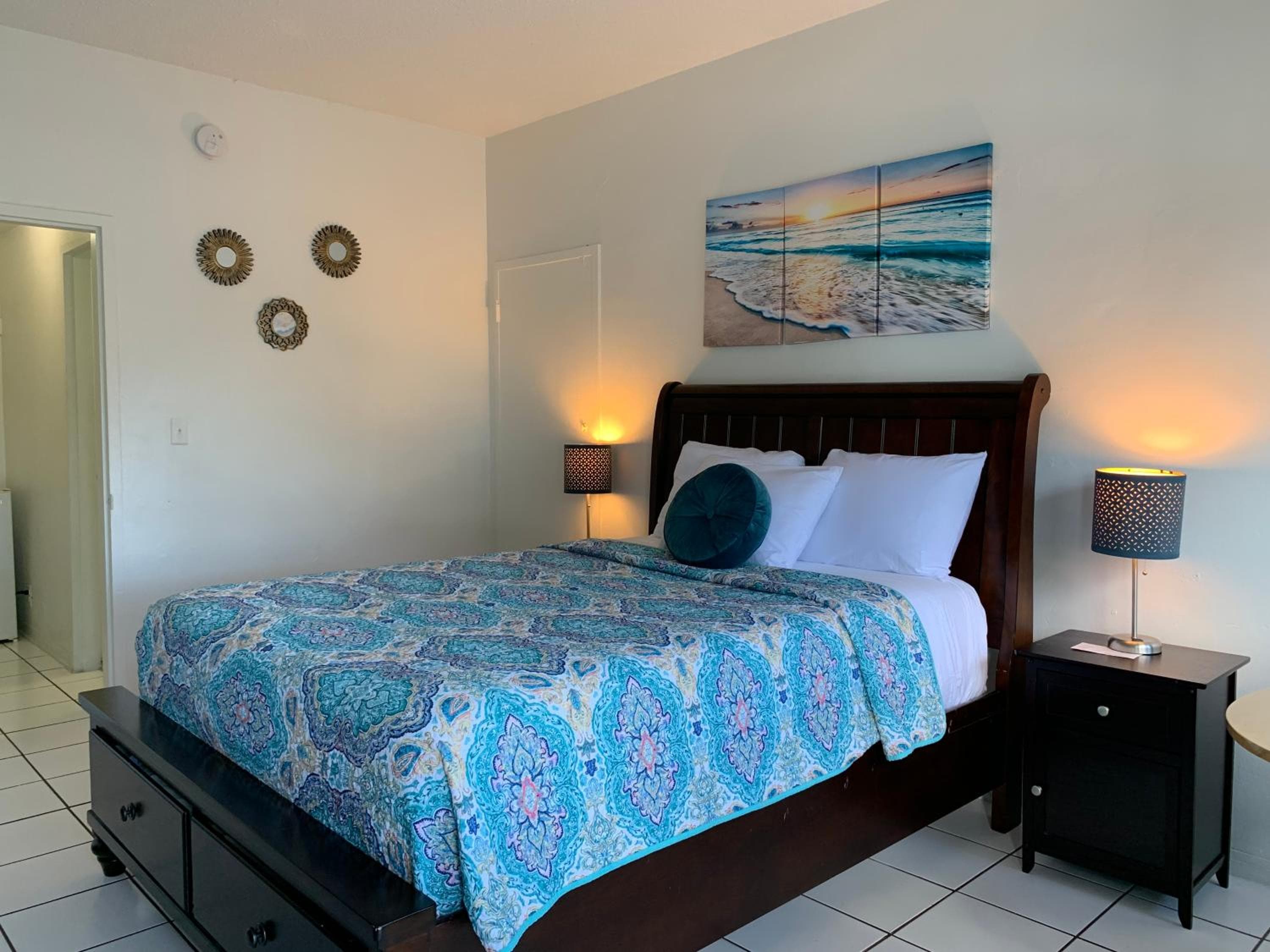 International Inn on the Bay