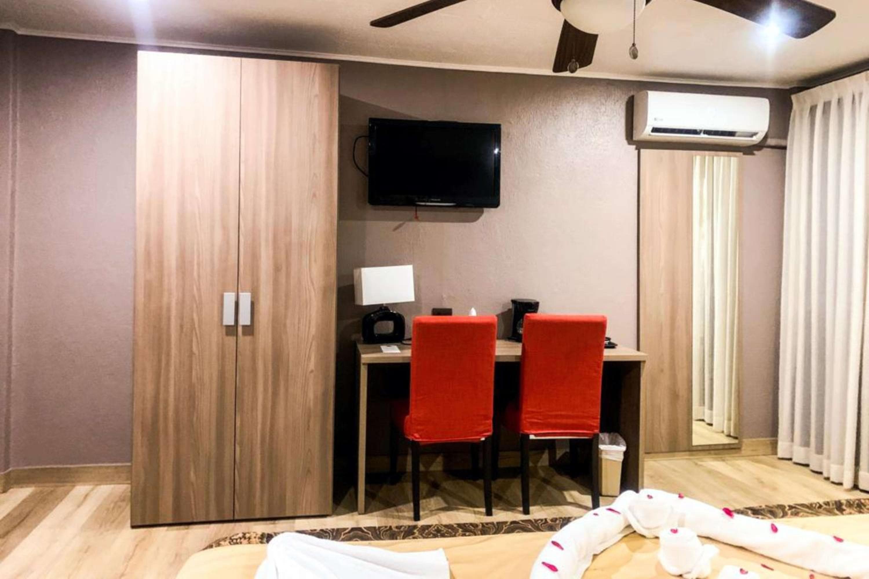 Best Western El Sitio Hotel