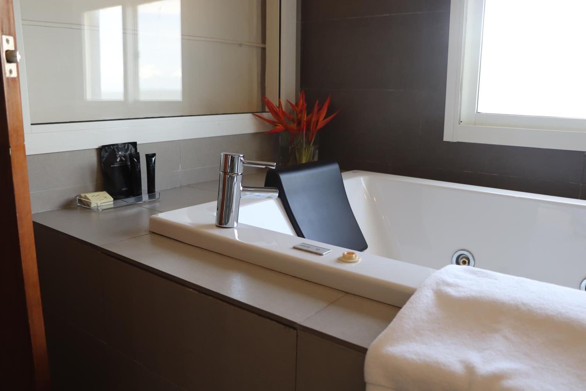Mamba Point Hotel