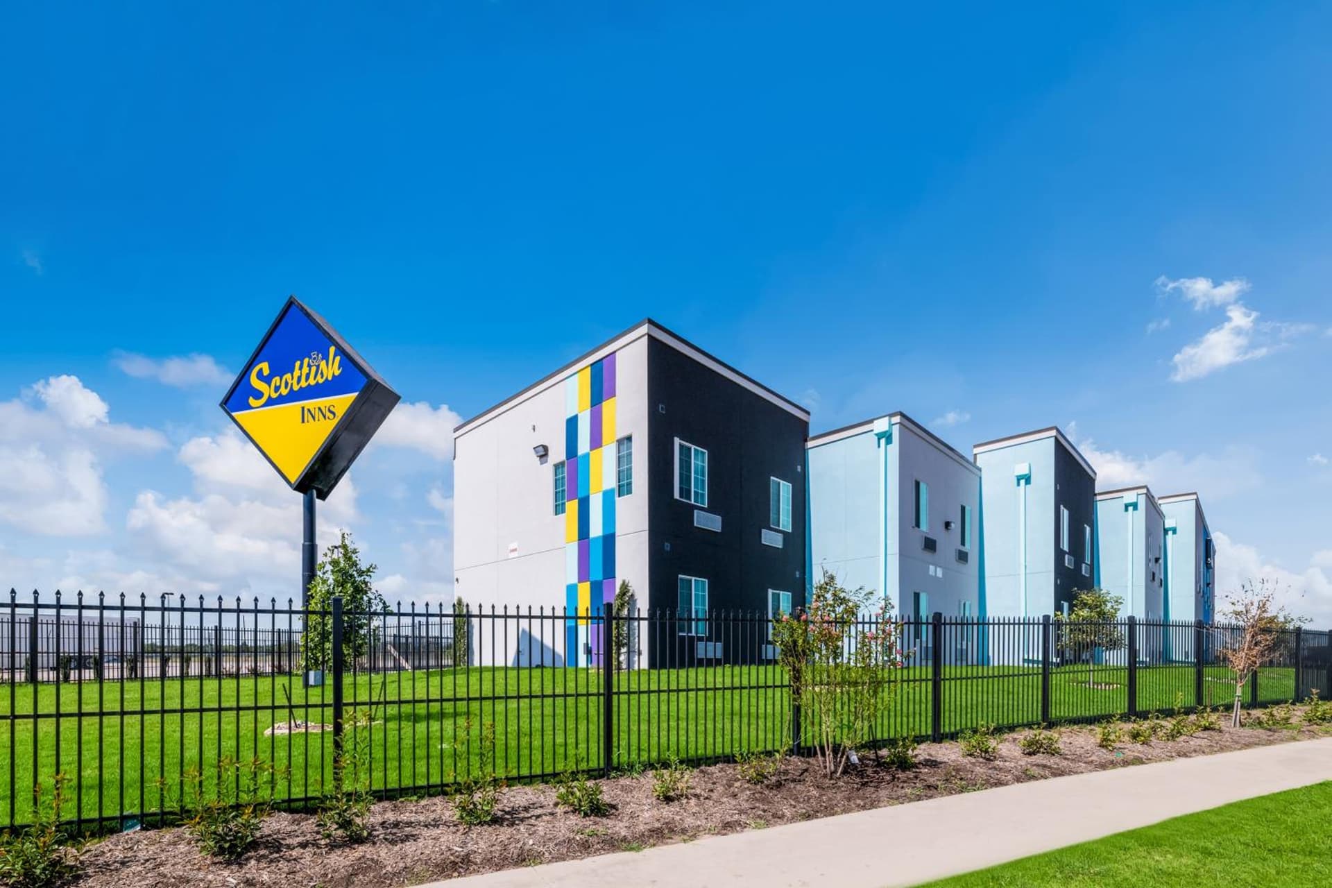 Scottish Inns-Campus