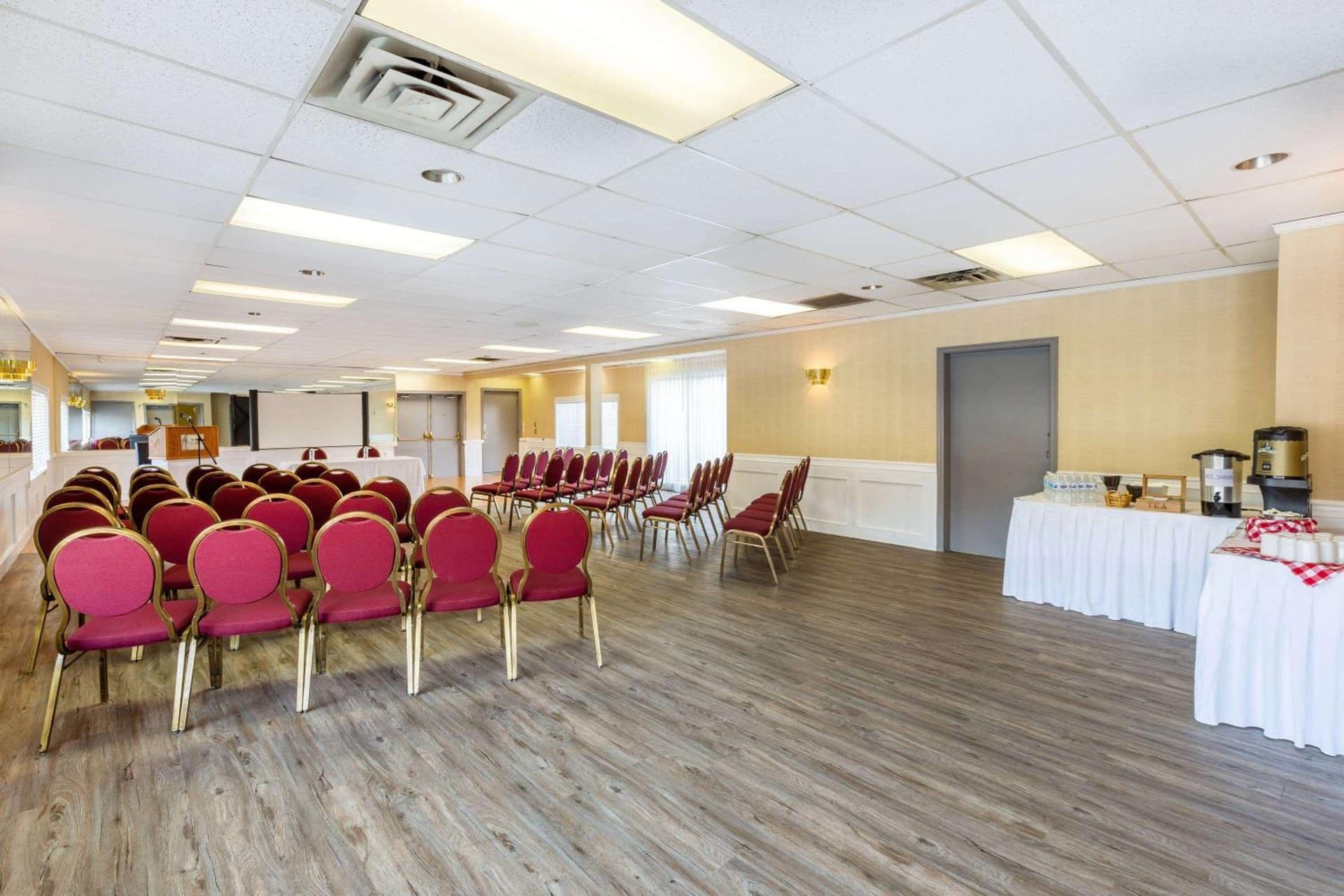 Ramada by Wyndham Coquitlam