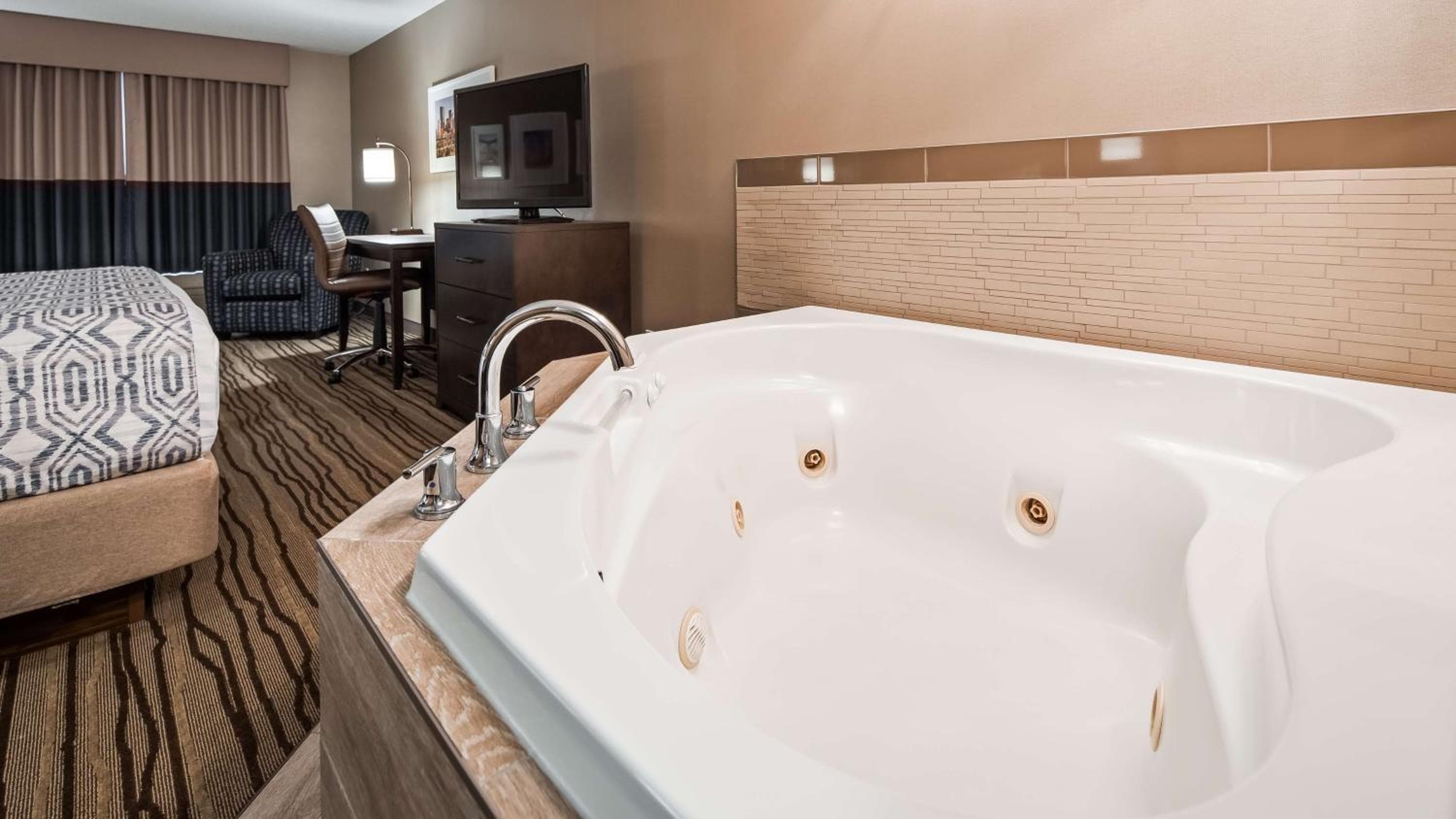 Best Western PLUS Calgary Centre Inn