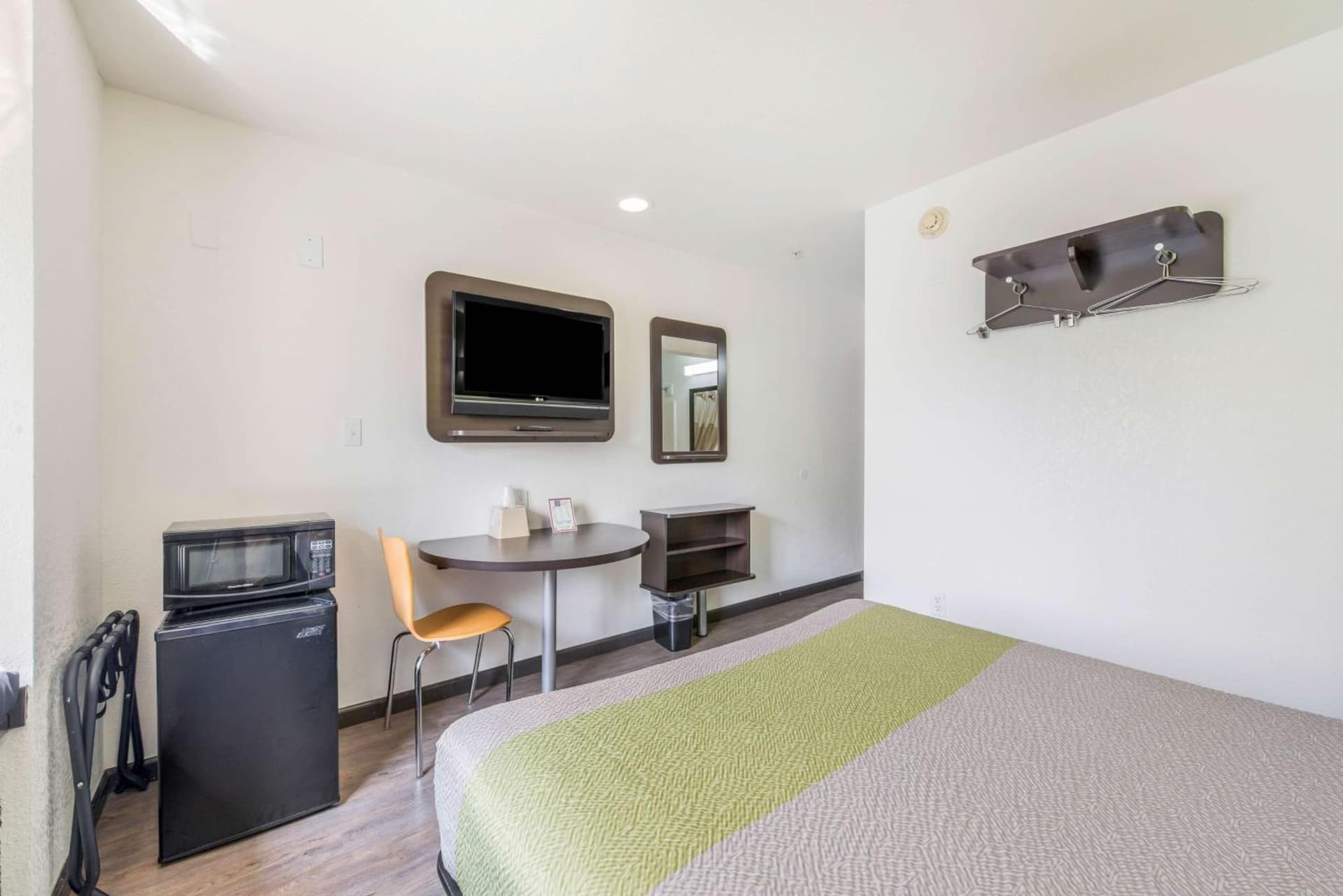Motel 6-Gastonia Charlotte I-85