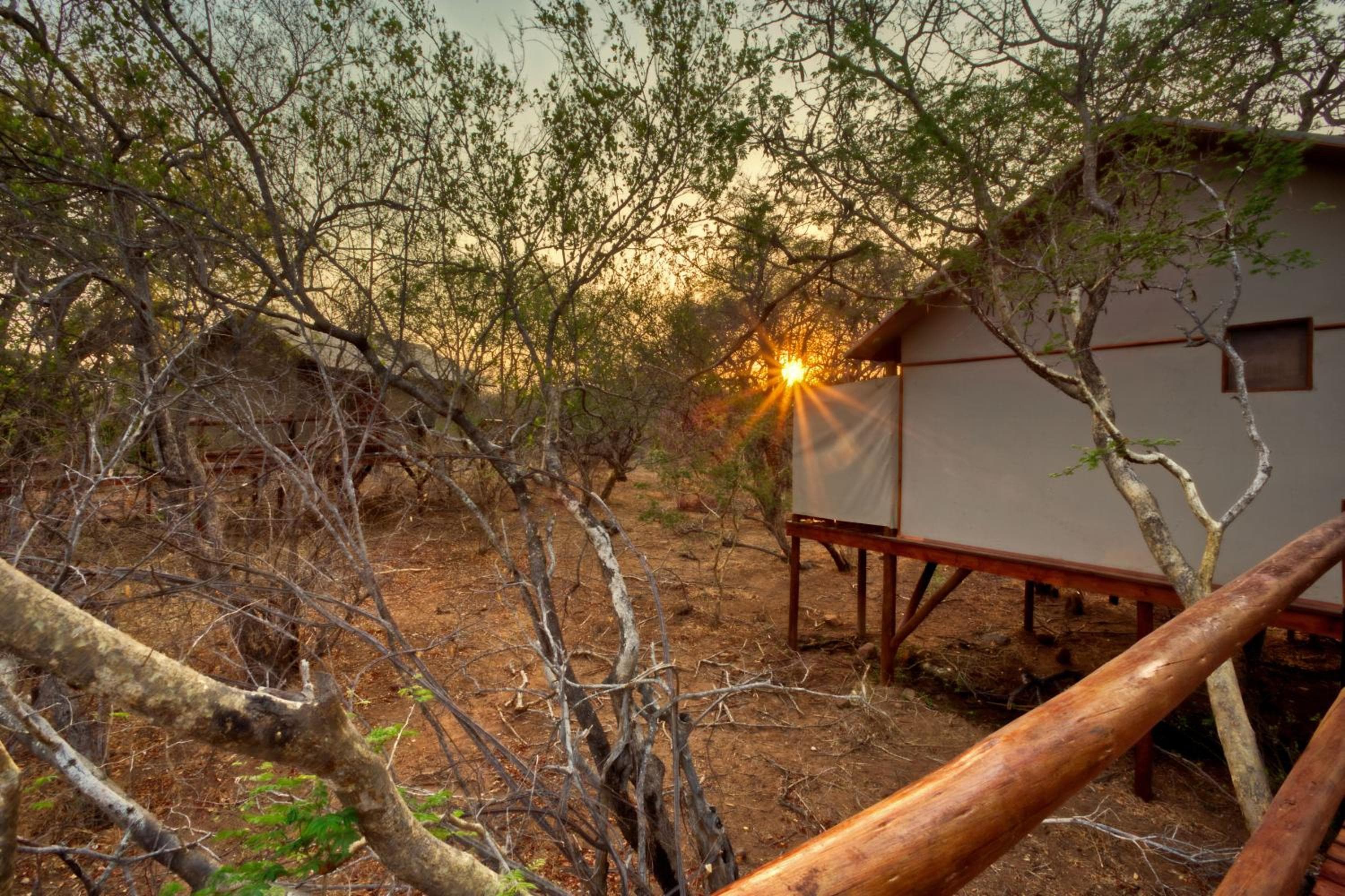 Vuyani River Lodge